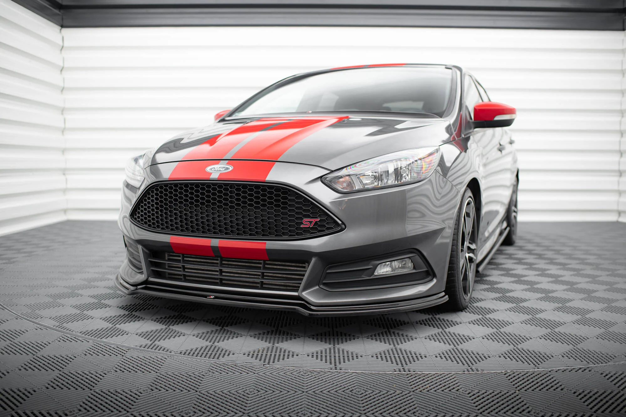 FRONT SPLITTER V.3 FORD FOCUS ST MK3 FL - Image 3