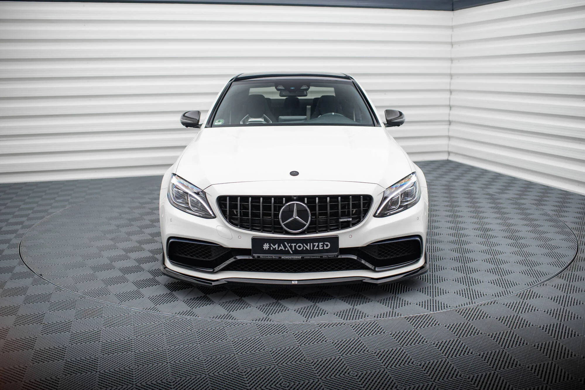 Front Splitter V.3 Mercedes-AMG C63 Sedan / Estate W205 / S205 - Image 2