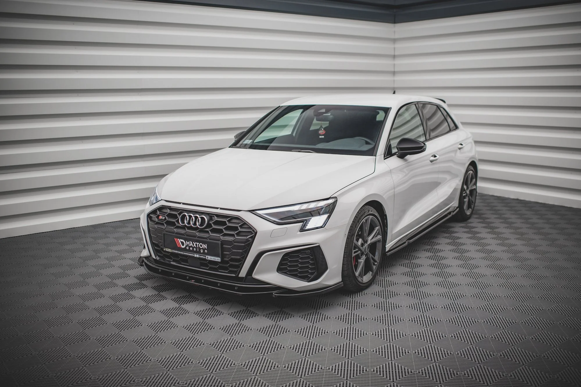 FRONT SPLITTER V.4 AUDI S3 / A3 S-LINE 8Y - Image 4