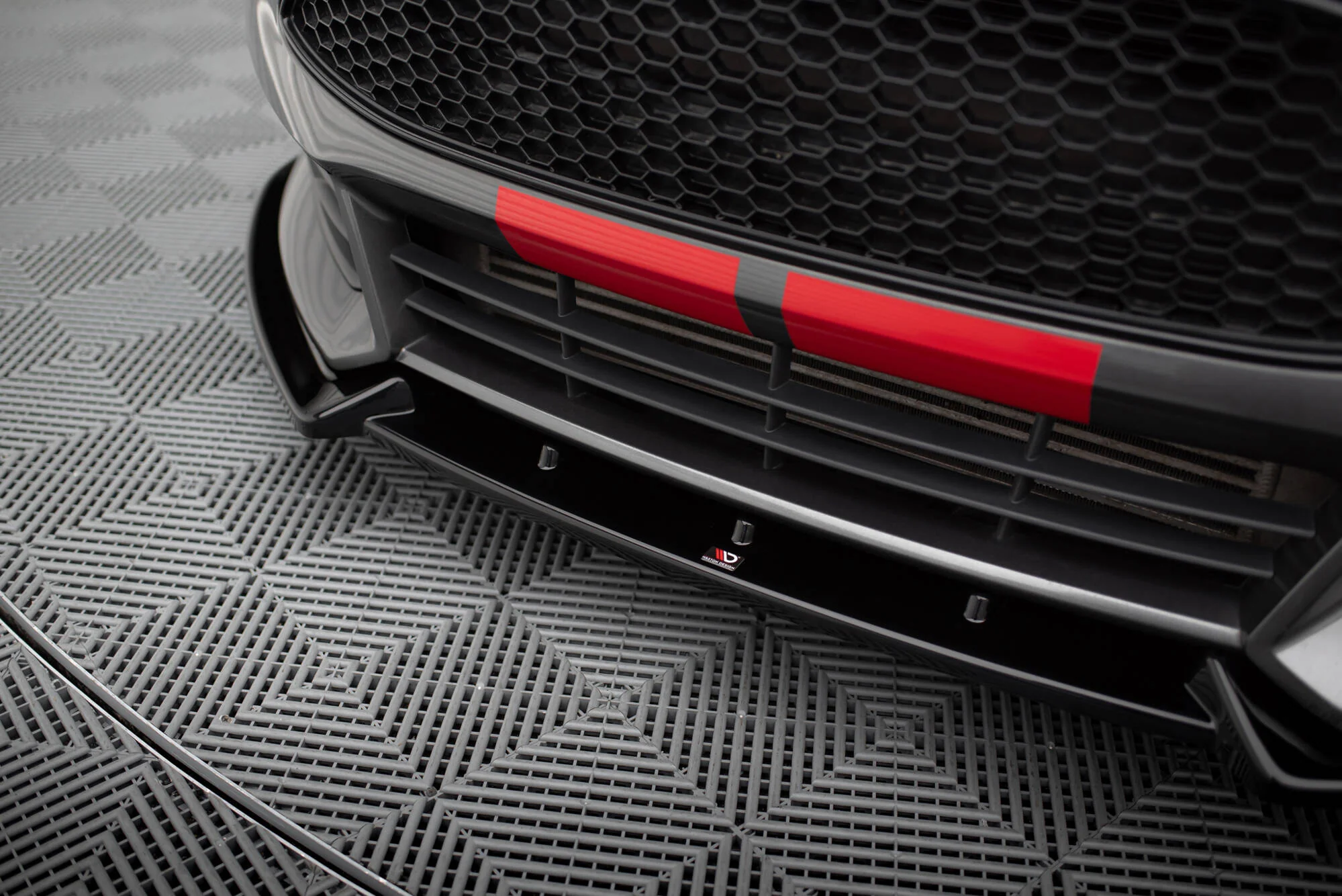 FRONT SPLITTER V.4 FORD FOCUS ST MK3 FACELIFT - Image 4