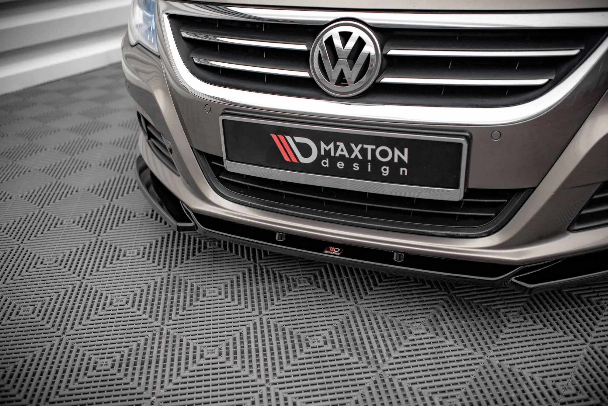 FRONT SPLITTER V.4 VOLKSWAGEN PASSAT CC - Image 3