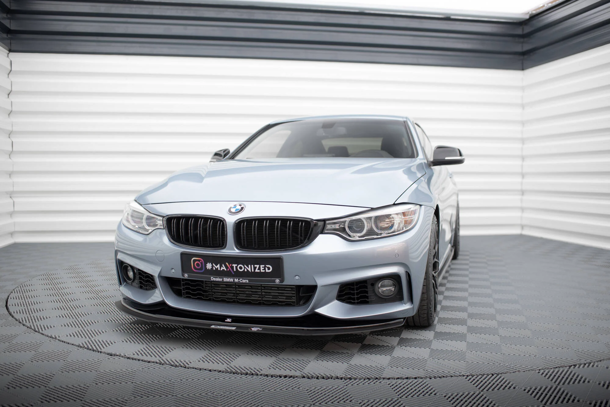 HYBRID FRONT SPLITTER BMW 4 F32 M-PACK (GTS-LOOK) - Image 3