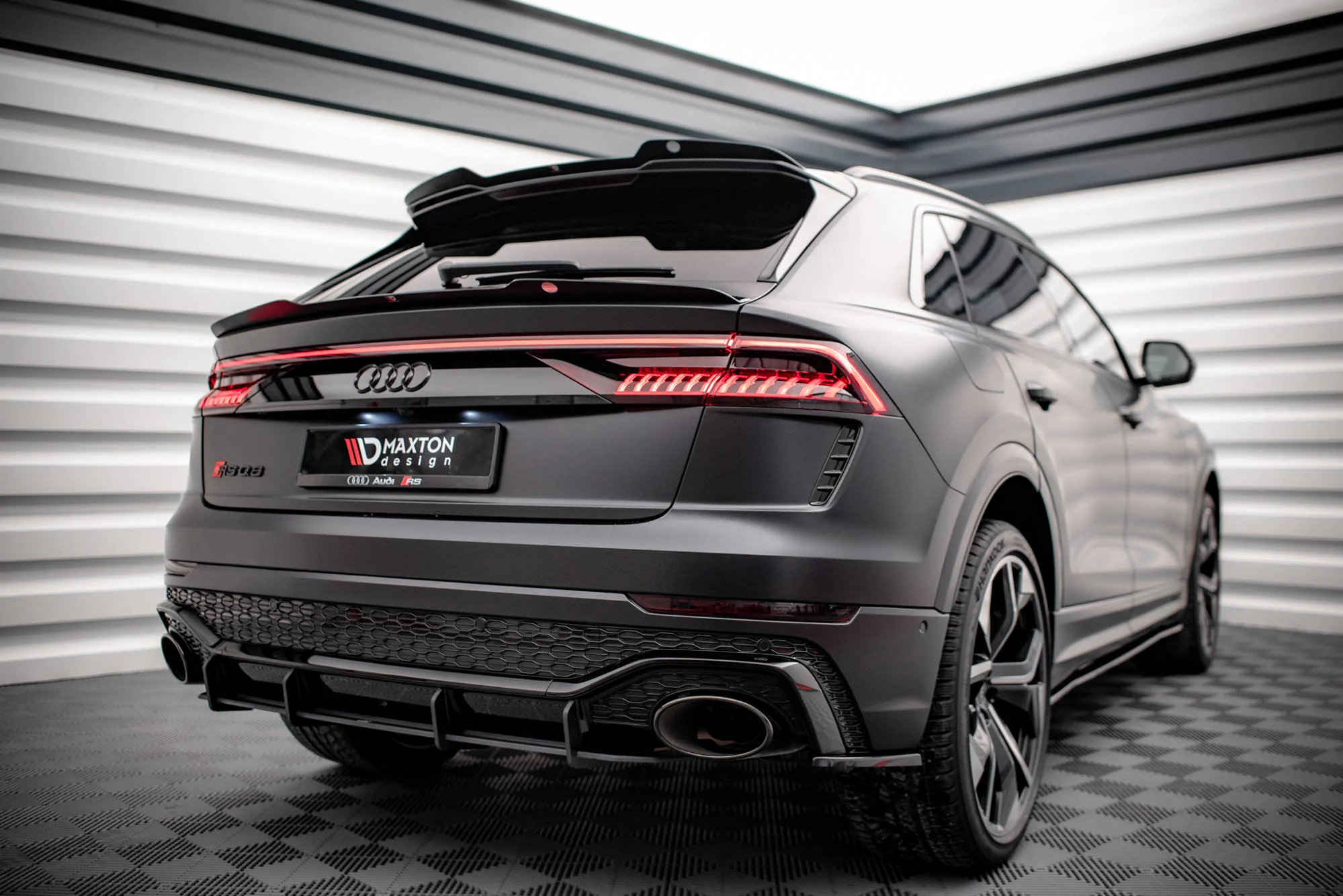 LOWER SPOILER CAP AUDI RSQ8 MK1 - Image 4