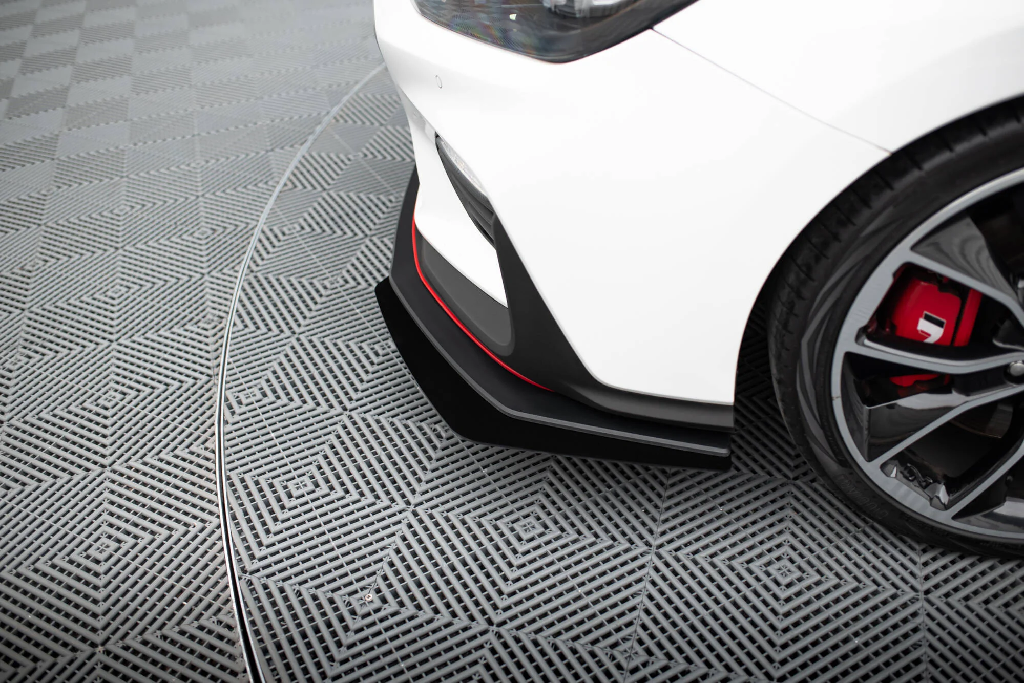 RACING DURABILITY FRONT SPLITTER + FLAPS HYUNDAI I30 N MK3 (ELANTRA GT) HATCHBACK / FASTBACK - Image 6