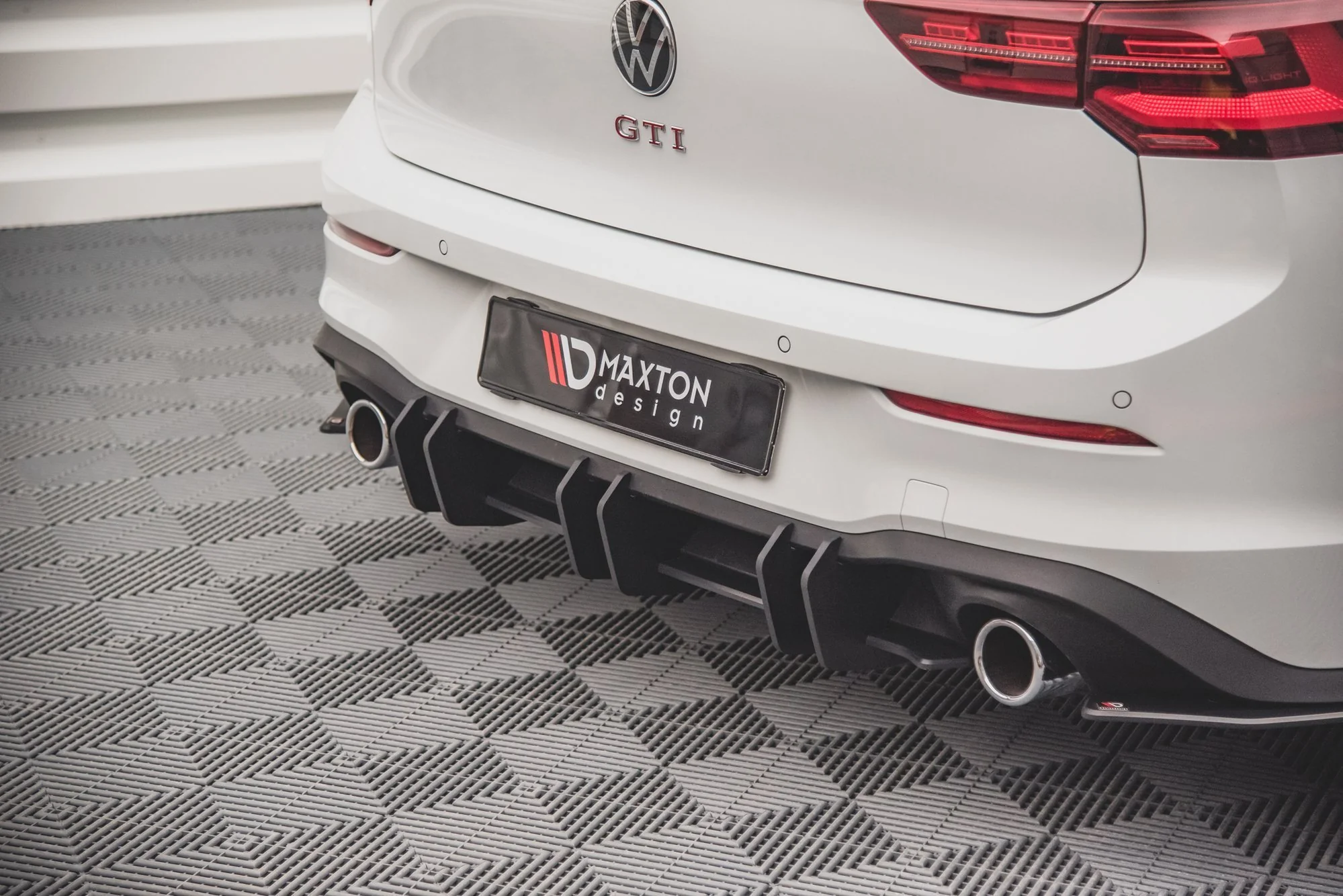 RACING DURABILITY REAR DIFFUSER V.2 VOLKSWAGEN GOLF 8 GTI - Image 8