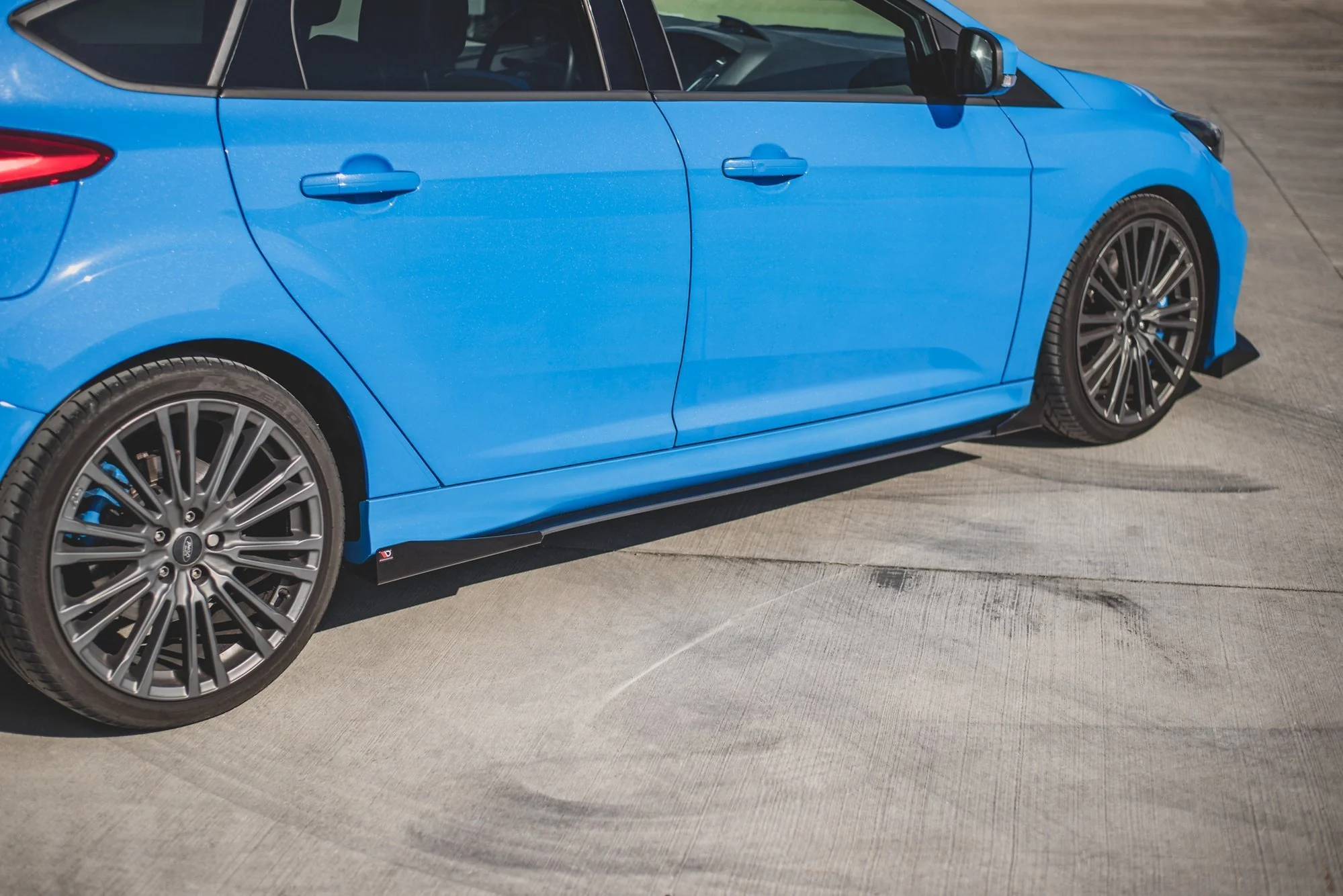 RACING DURABILITY SIDE SKIRTS DIFFUSERS + FLAPS FORD FOCUS RS MK3 - Image 3