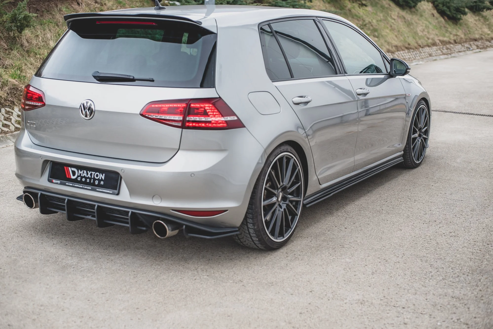 RACING DURABILITY SIDE SKIRTS DIFFUSERS VW GOLF 7 GTI - Image 6