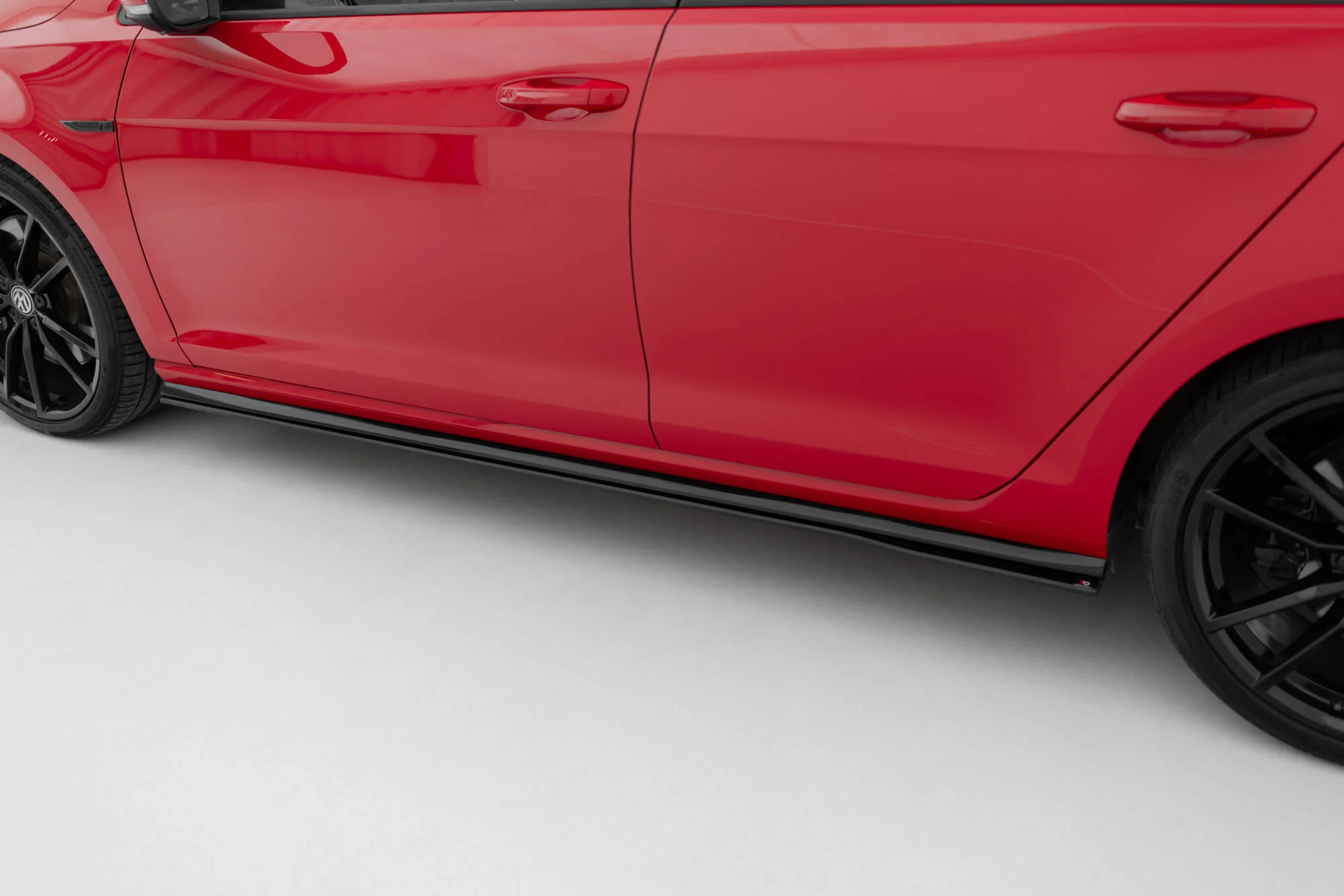 RACING DURABILITY SIDE SKIRTS DIFFUSERS VW GOLF 7 R FACELIFT - Image 4