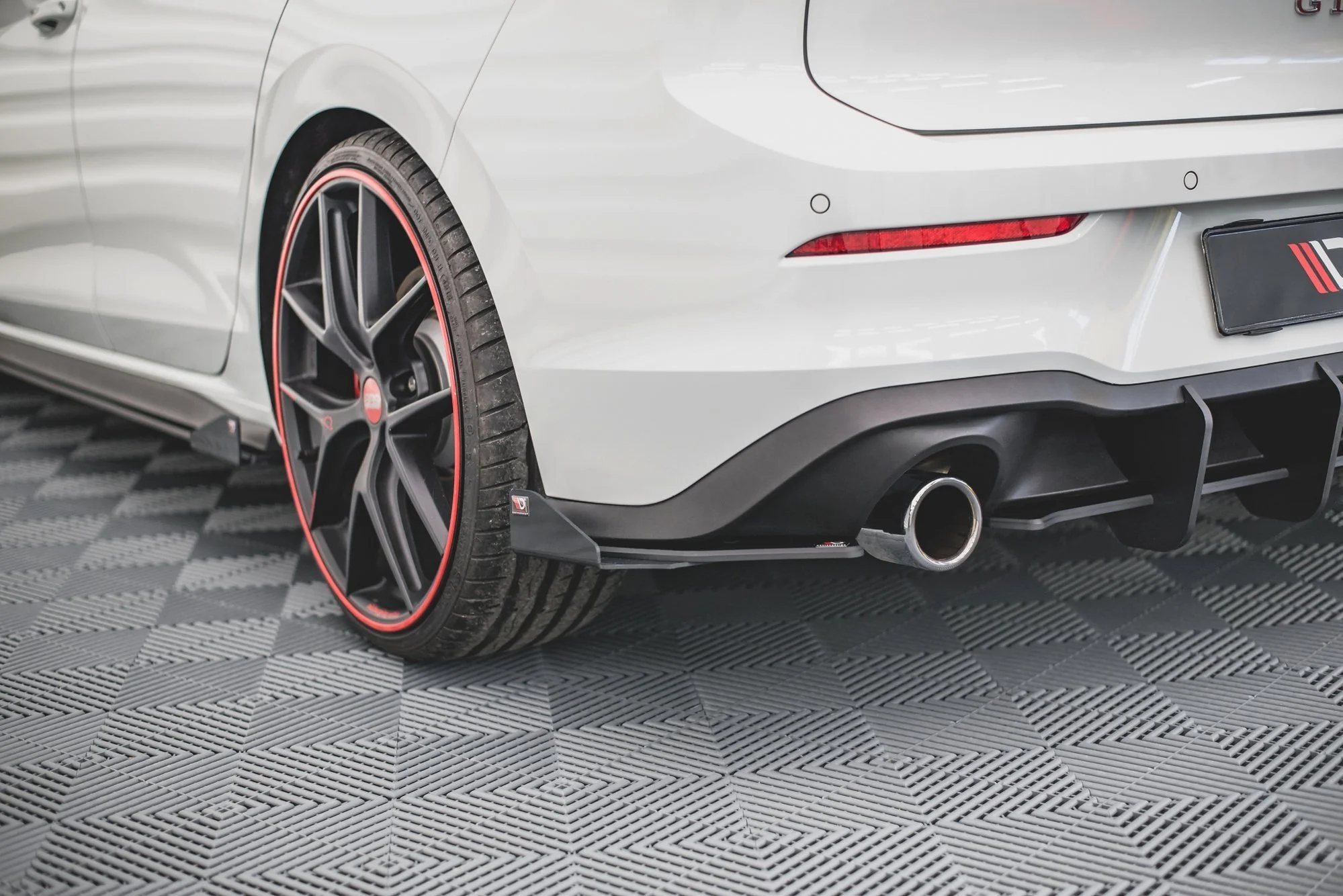 REAR SIDE FLAPS Volkswagen Golf GTI Mk8 - Image 3