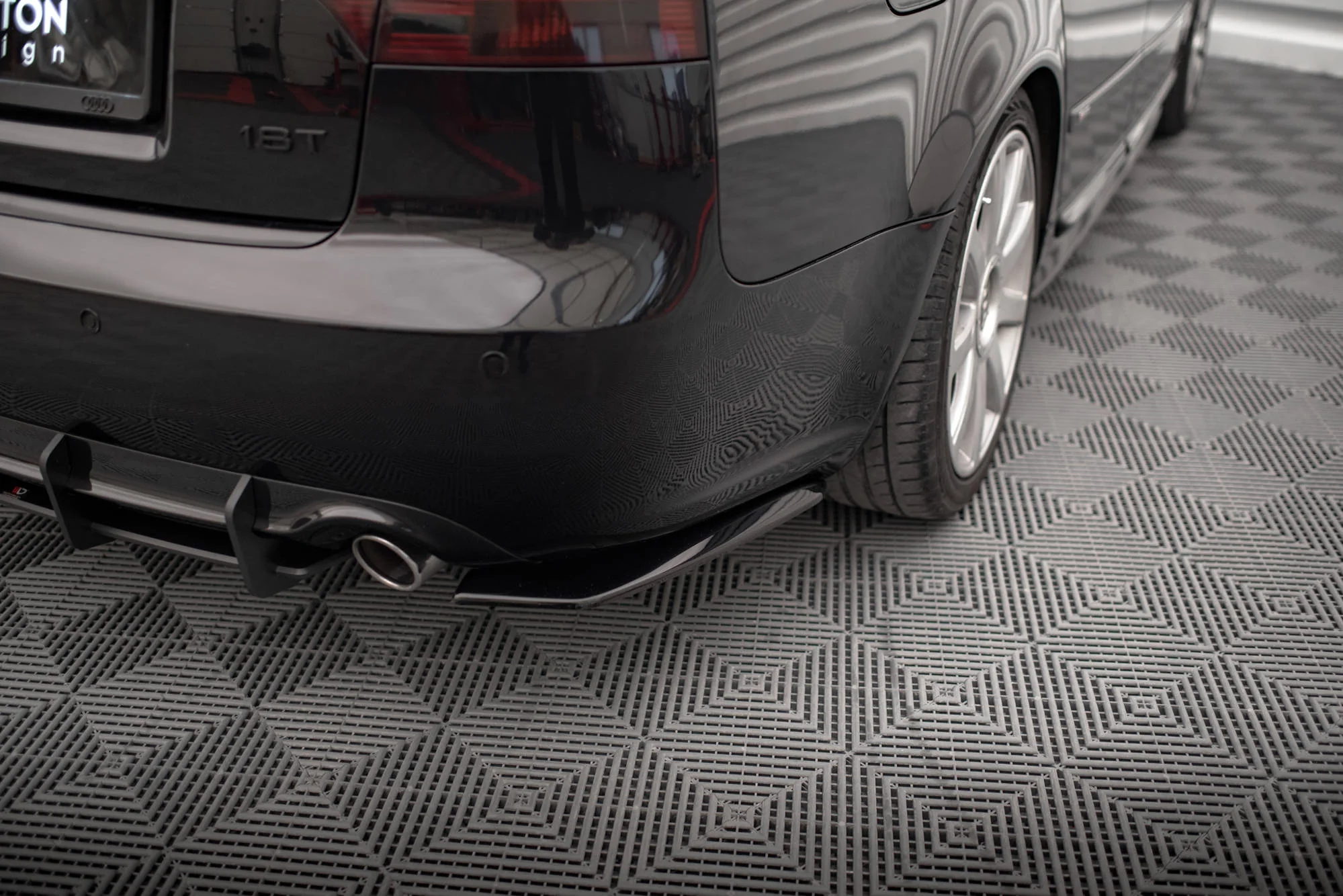 REAR SIDE SPLITTERS AUDI A4 B7 - Image 3