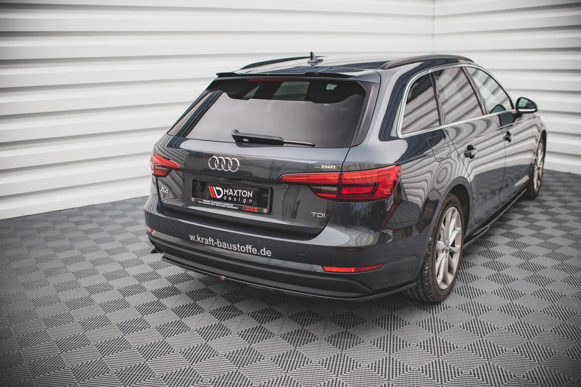 REAR SIDE SPLITTERS AUDI A4 B9 - Image 3