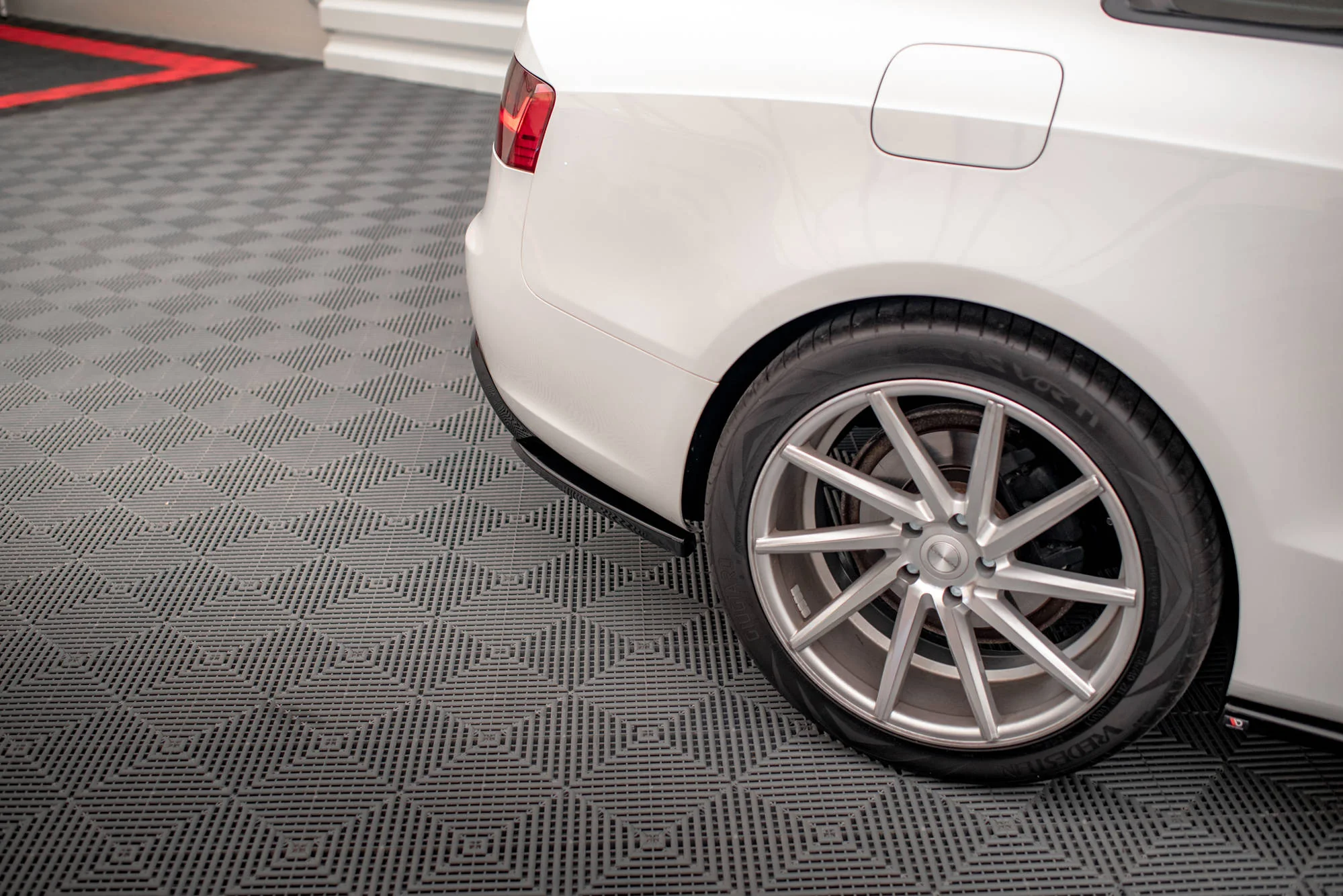 REAR SIDE SPLITTERS AUDI A5 COUPE 8T FACELIFT (Set for Maxton Valance) - Image 3