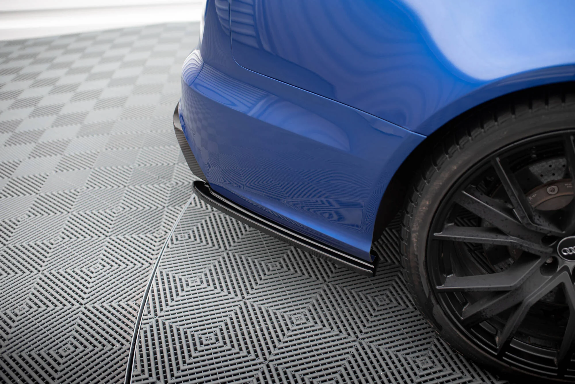 REAR SIDE SPLITTERS AUDI RS6 C7 / C7 FL - Image 5