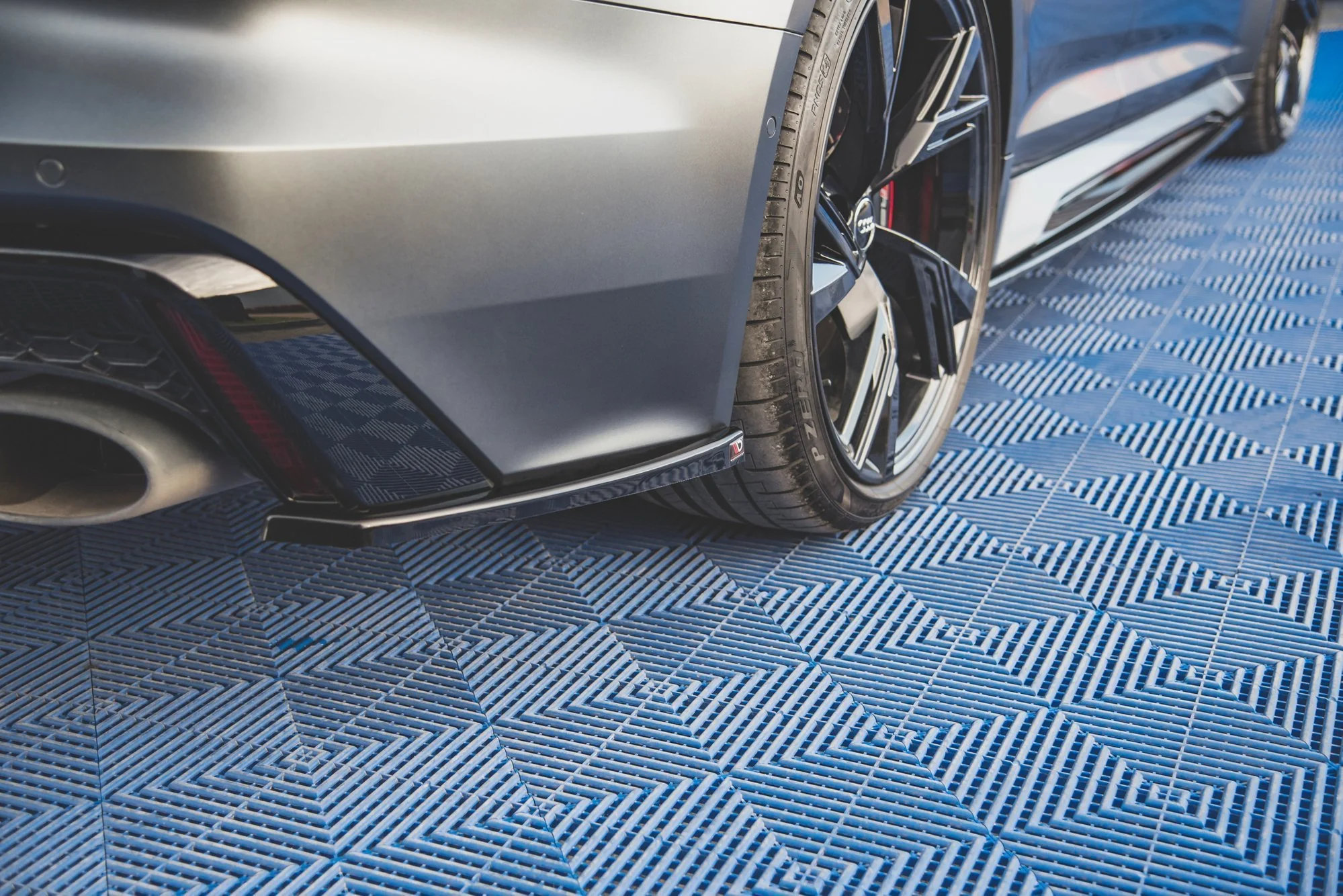 REAR SIDE SPLITTERS AUDI RS6 C8 - Image 4