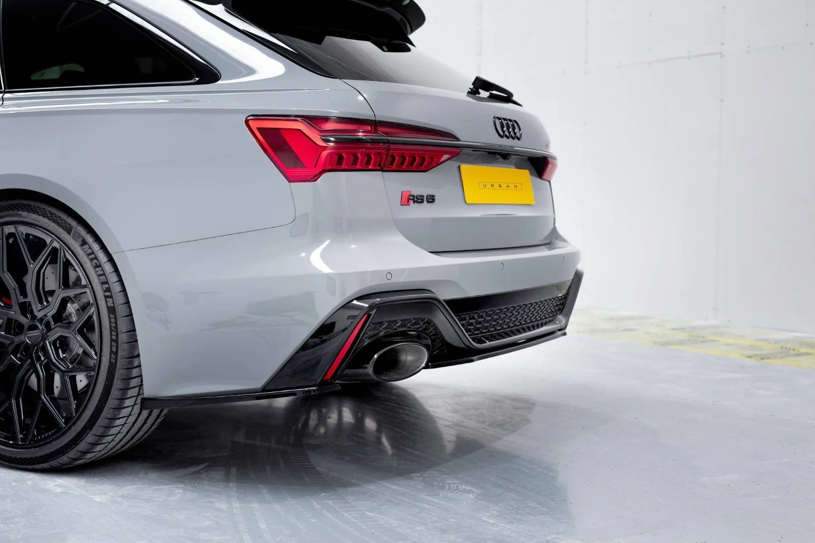 REAR SIDE SPLITTERS AUDI RS6 C8 - Image 6