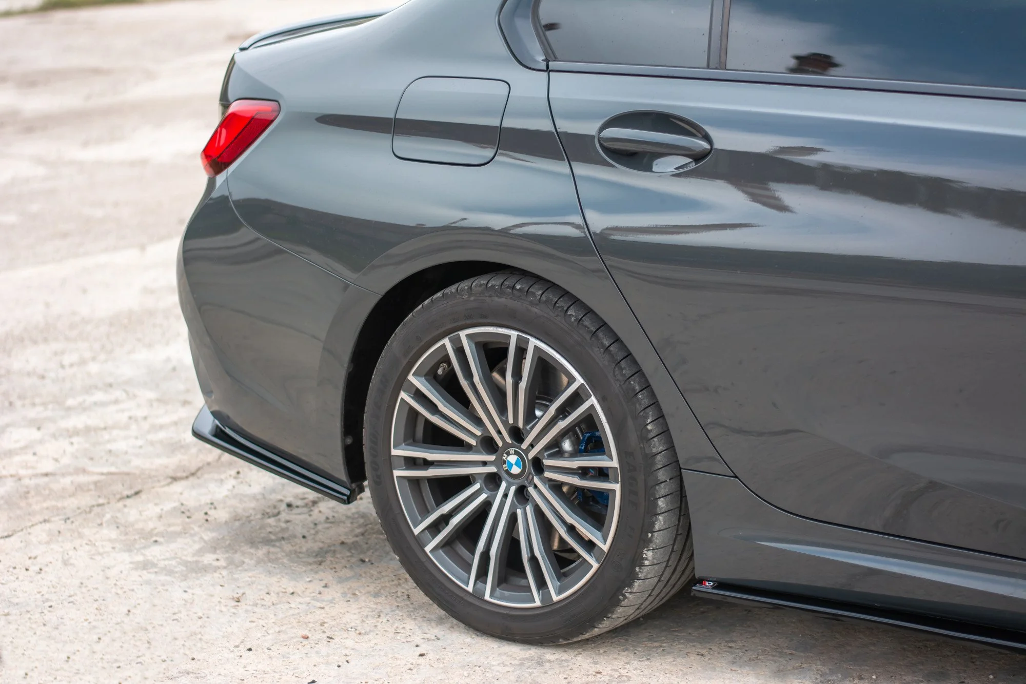REAR SIDE SPLITTERS BMW 3 G20 M-PACK - Image 4