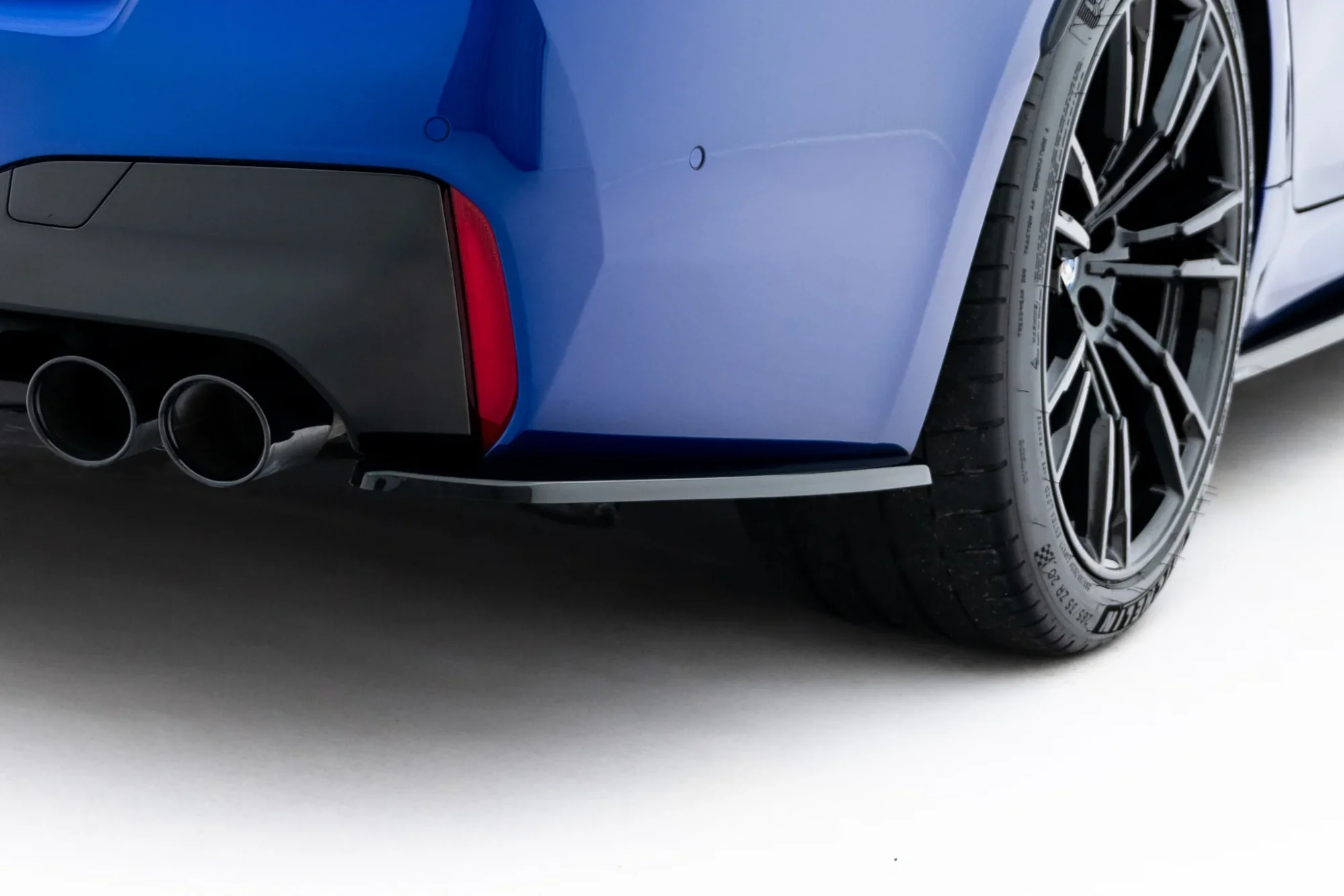 REAR SIDE SPLITTERS BMW M5 F90