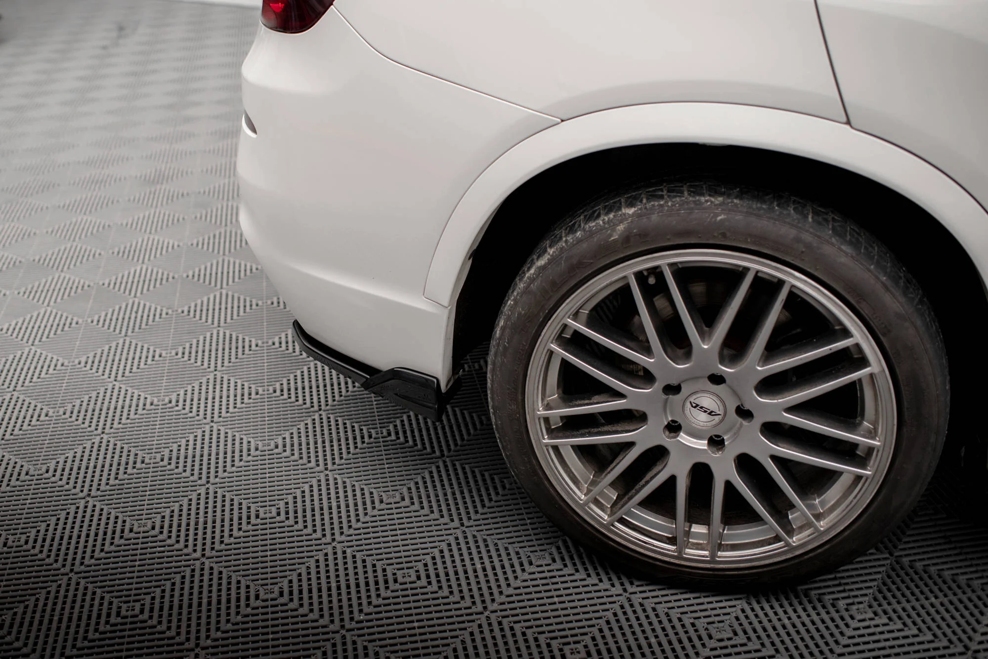 Rear Side Splitters BMW X3 M-Pack F25 - Image 3