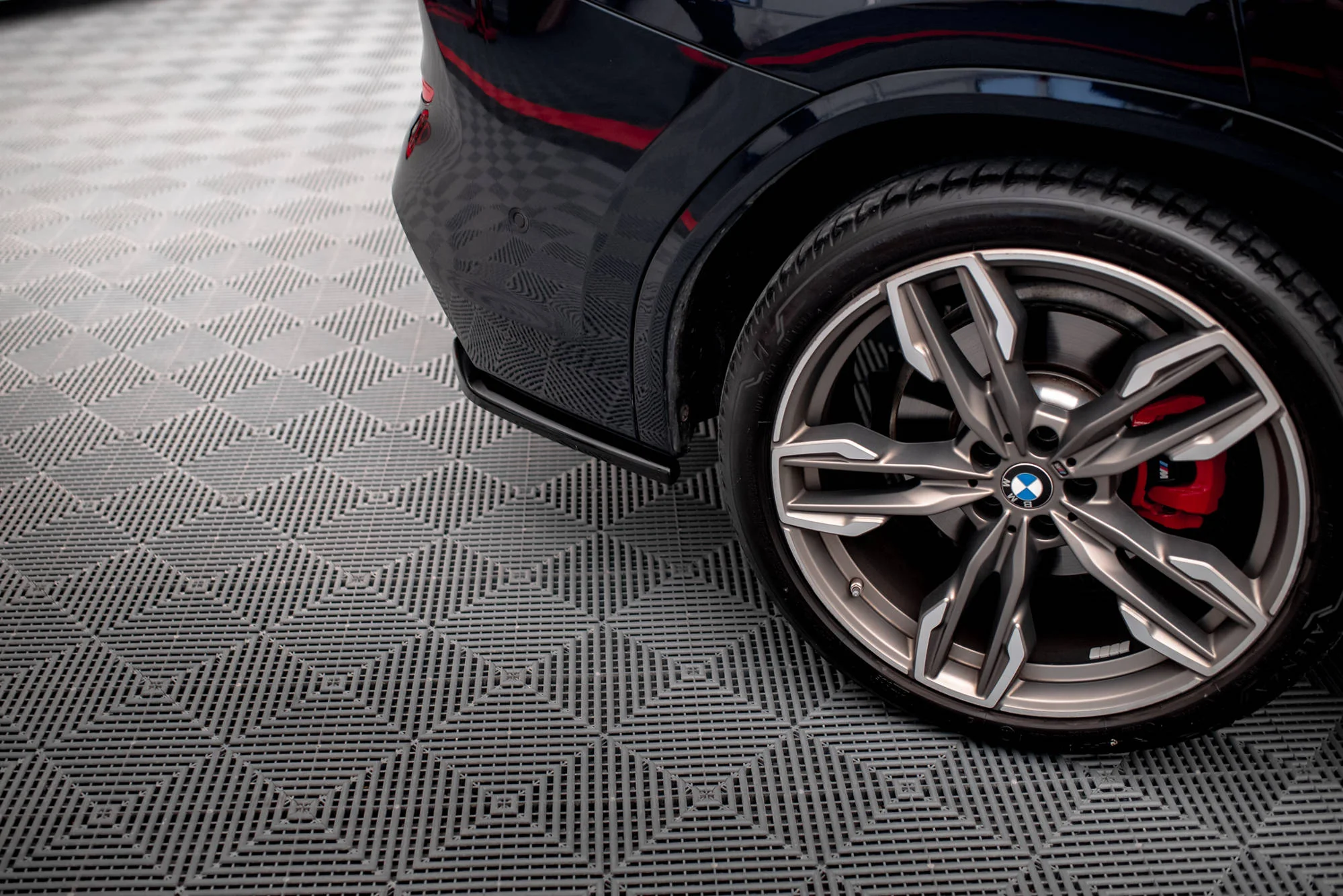 REAR SIDE SPLITTERS BMW X3 M40i G01 - Image 2