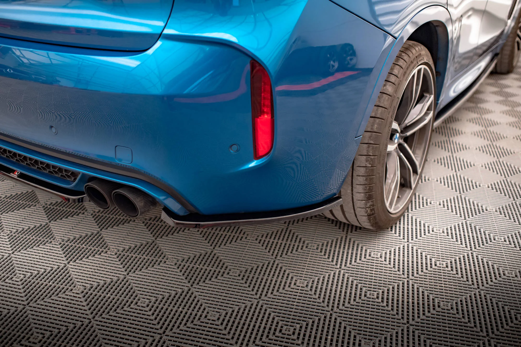 REAR SIDE SPLITTERS BMW X6 M F86 - Image 3