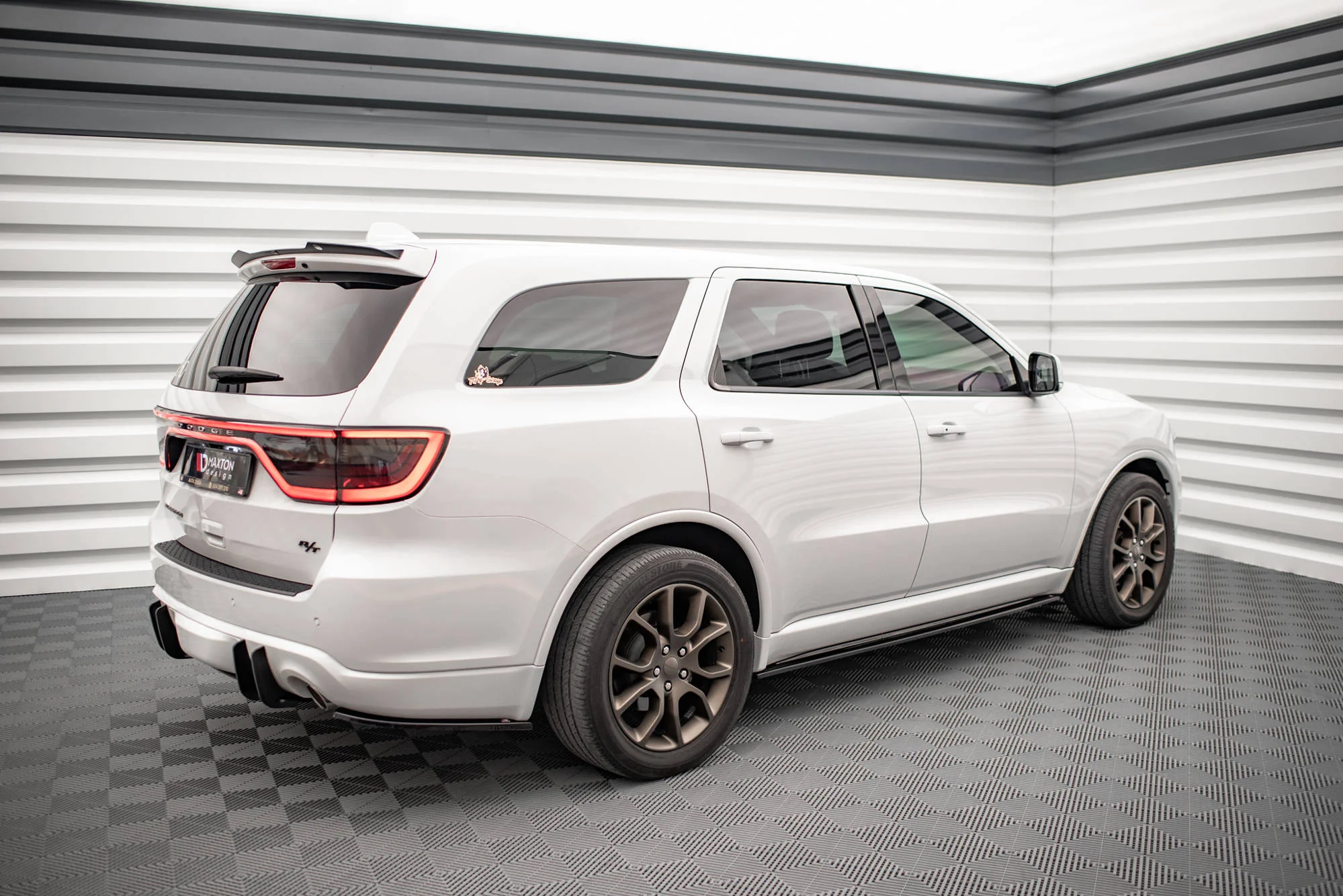 REAR SIDE SPLITTERS DODGE DURANGO RT MK3 - Image 3