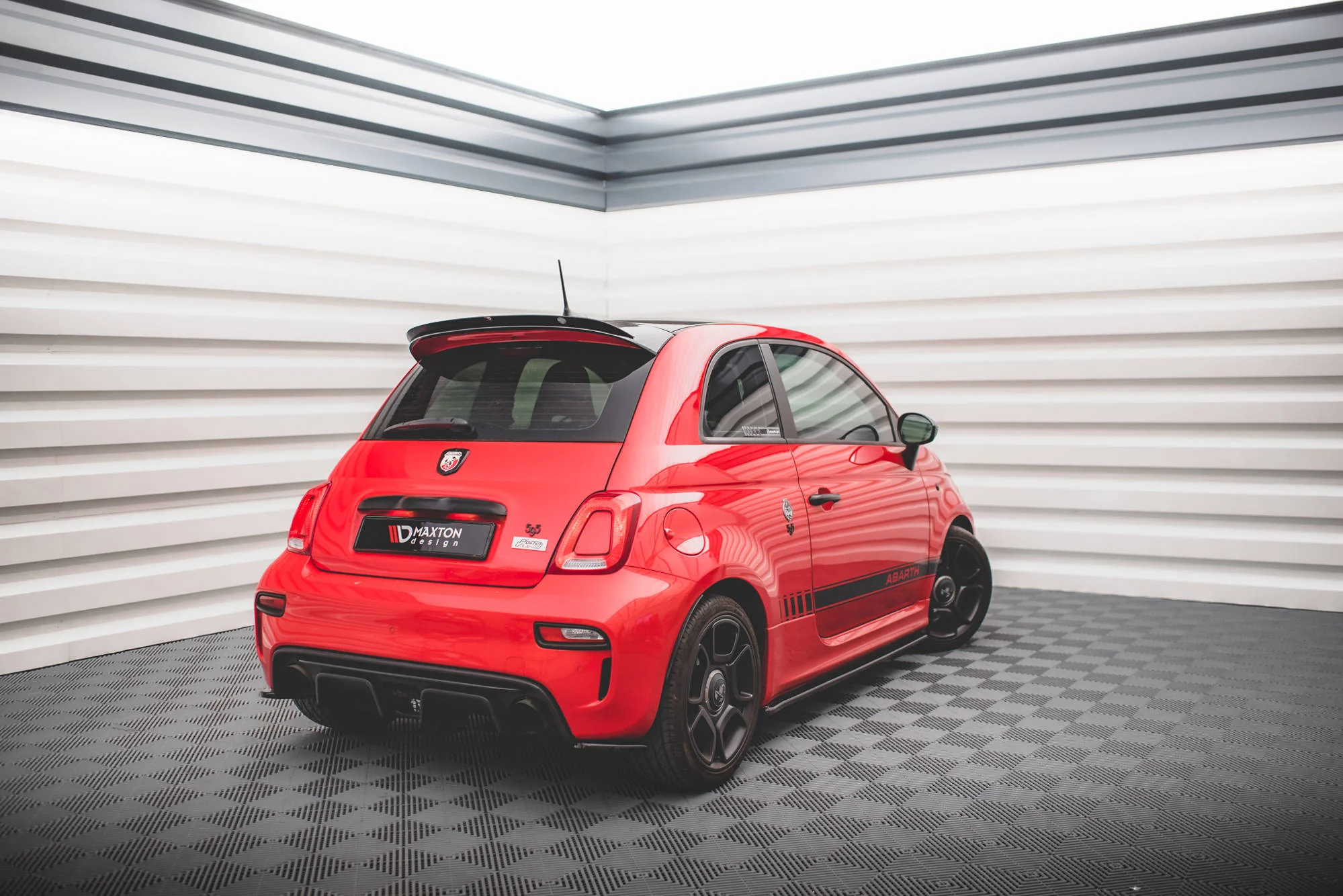 REAR SIDE SPLITTERS FIAT 500 ABARTH MK1 FACELIFT - Image 3