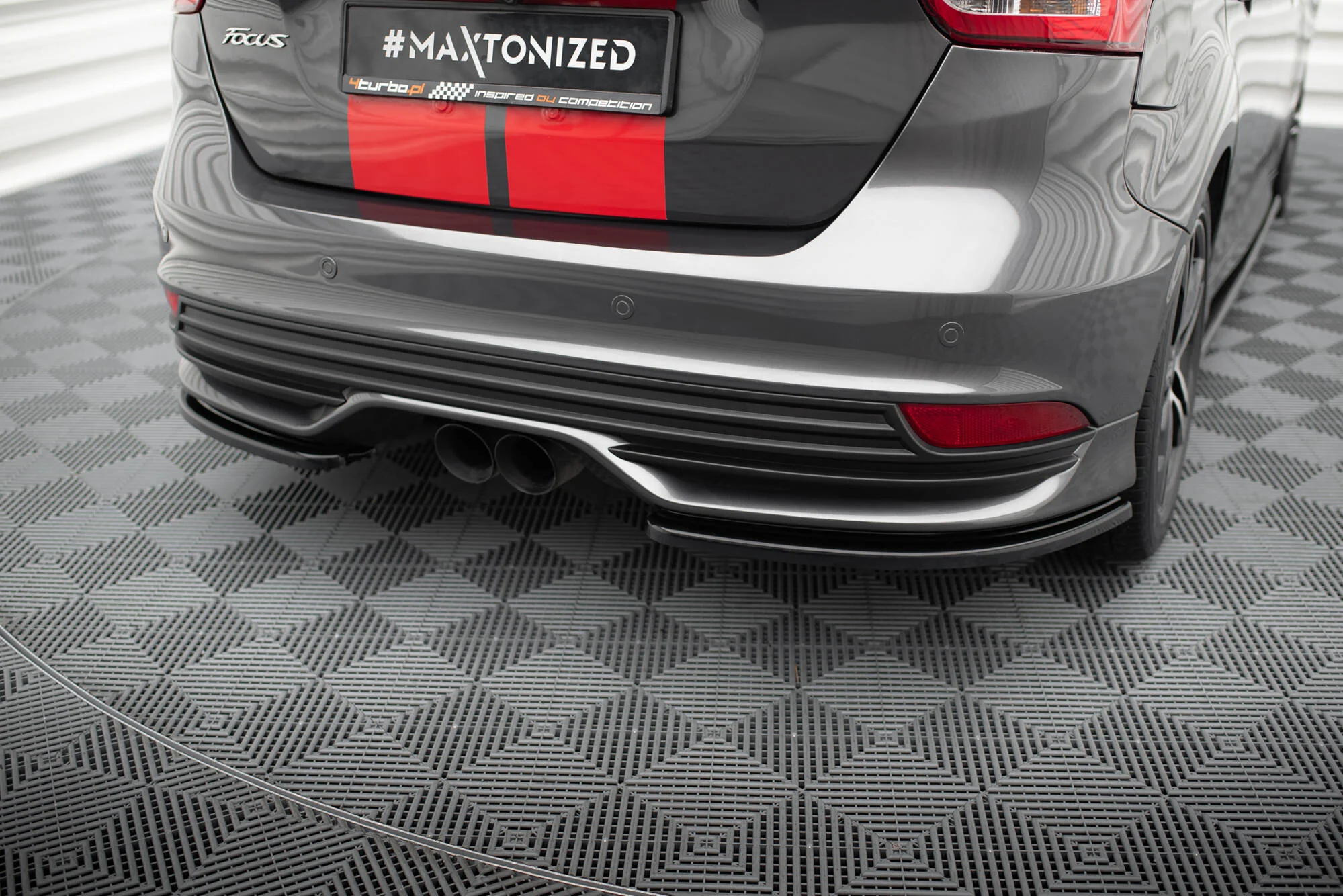 REAR SIDE SPLITTERS FORD FOCUS ST MK3 FL - Image 3