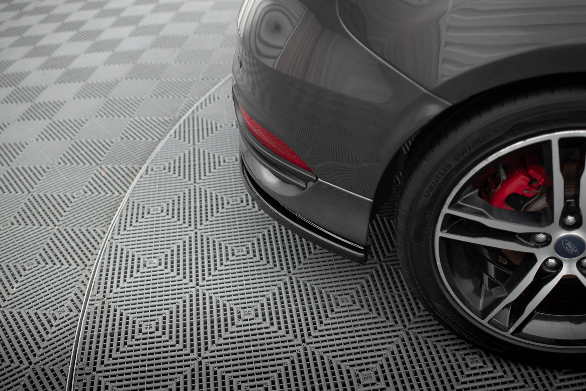 REAR SIDE SPLITTERS FORD FOCUS ST MK3 FL - Image 5