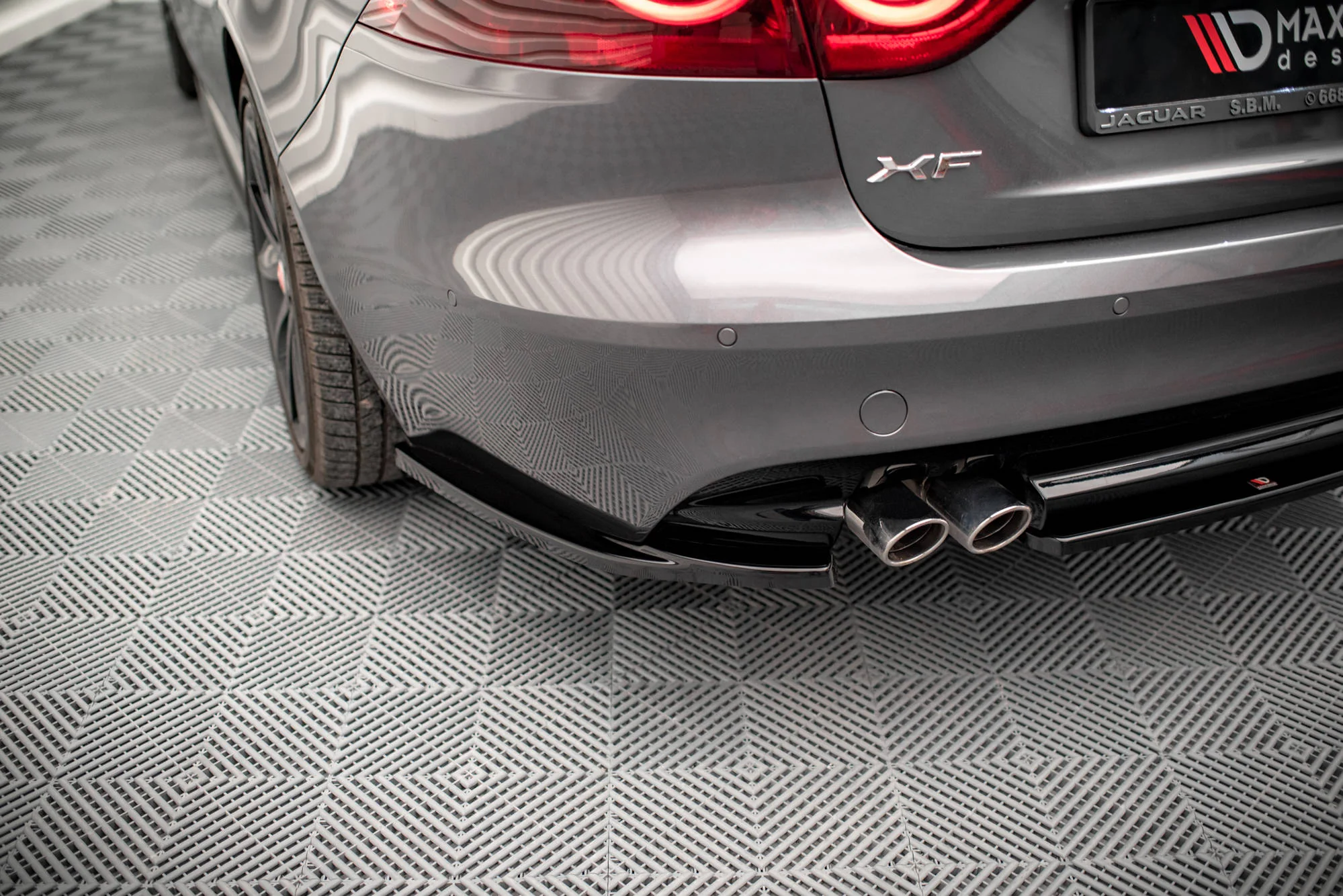 REAR SIDE SPLITTERS JAGUAR XF R-SPORT MK2 - Image 3