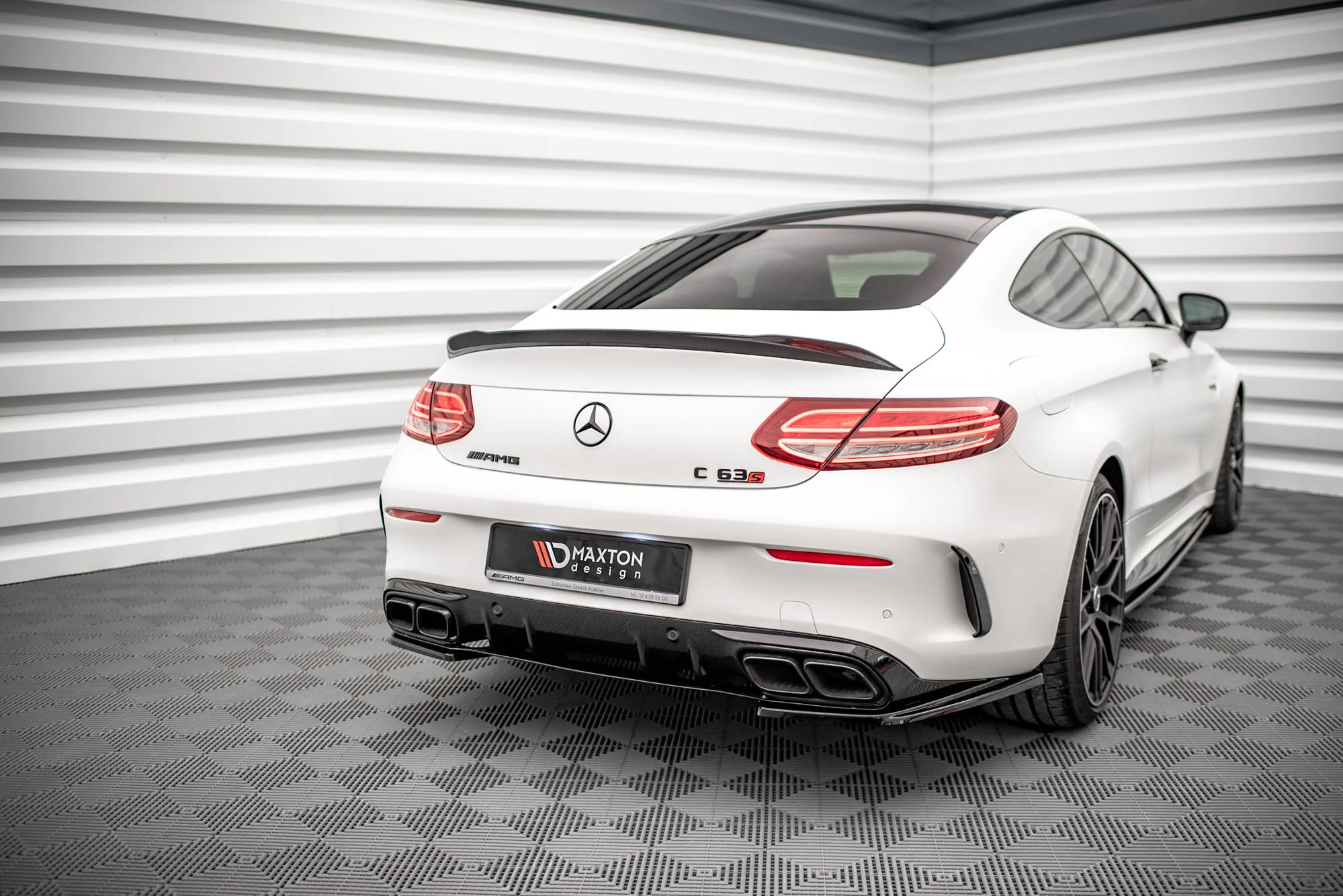 Rear Side Splitters Mercedes-AMG C 63AMG Coupe AMG Aero Pack C205 Facelift - Image 3