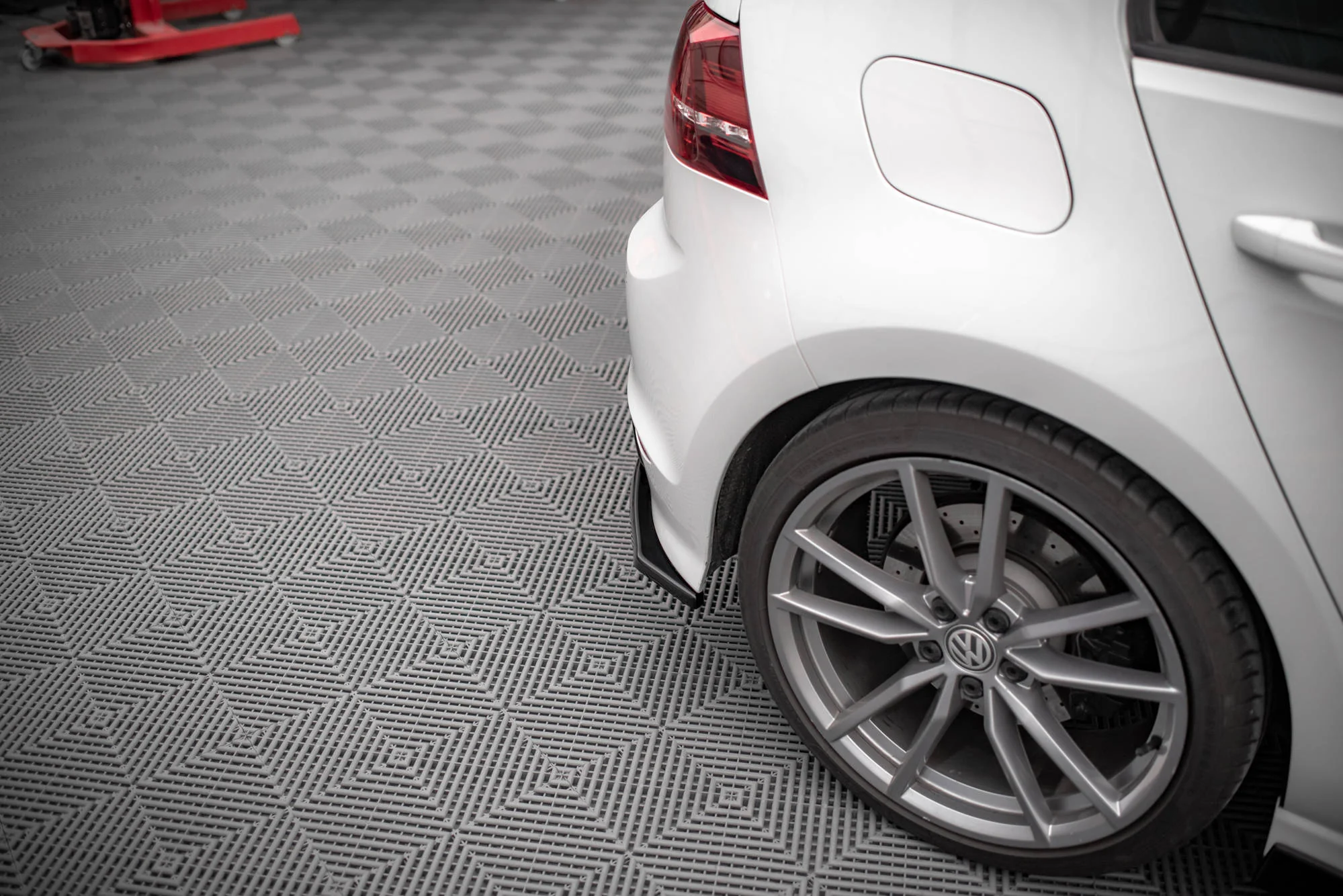 REAR SIDE SPLITTERS V.3 VOLKSWAGEN GOLF R MK7 - Image 4