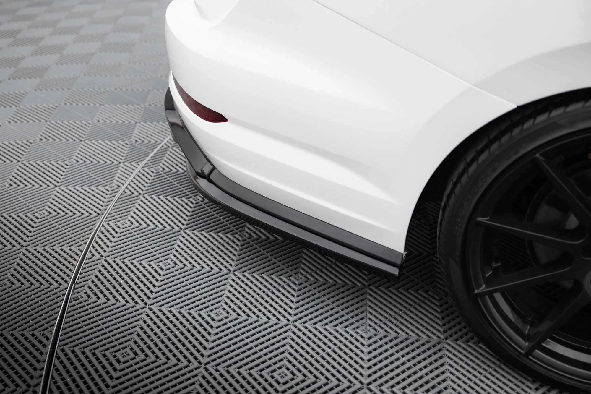 Rear Side Splitters Volkswagen Jetta GLI Mk7 (SET FOR MAXTON VALANCE) - Image 3