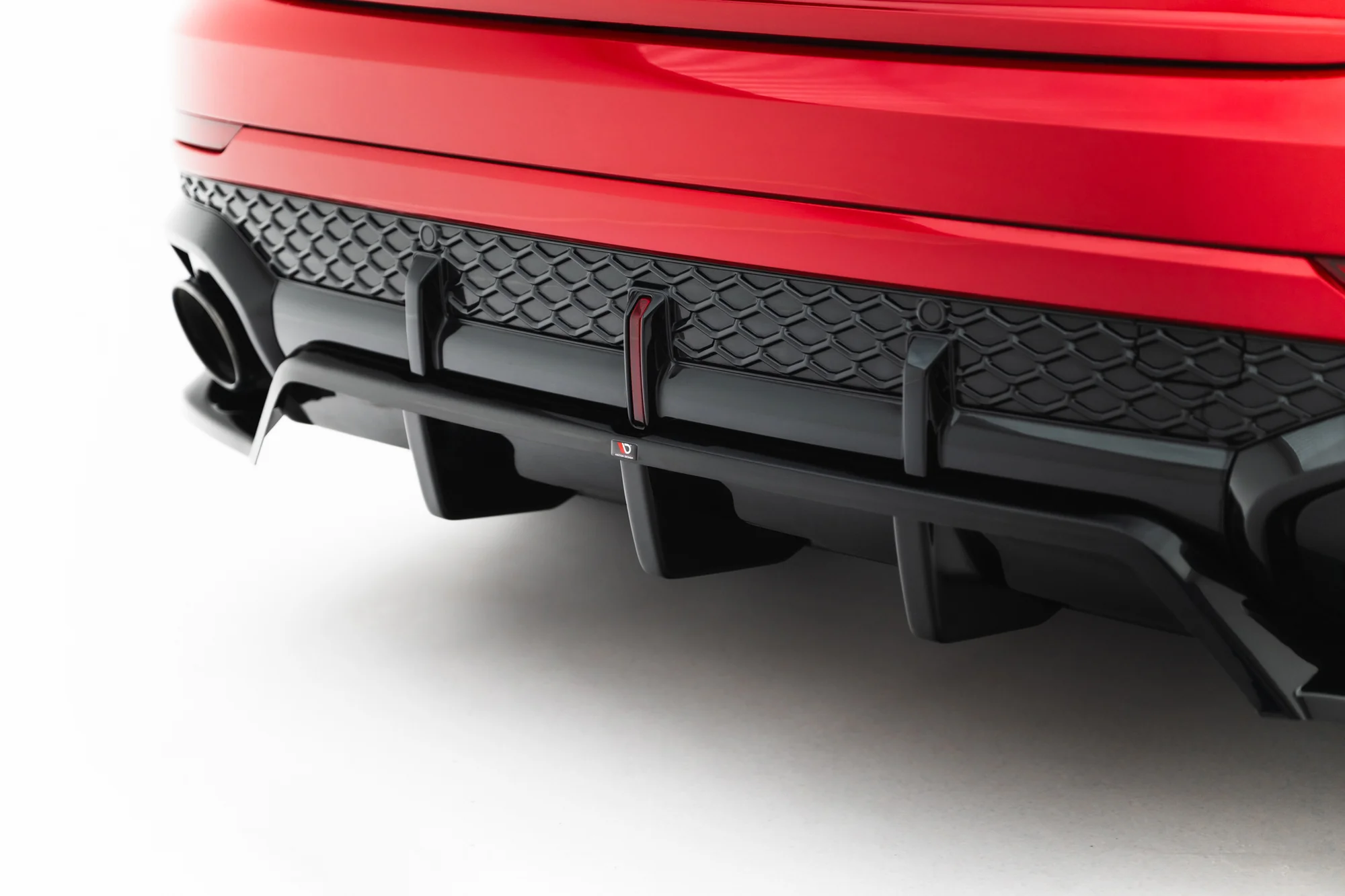 Rear Splitter (with vertical bars) Audi RSQ8 Mk1 Facelift - Image 4
