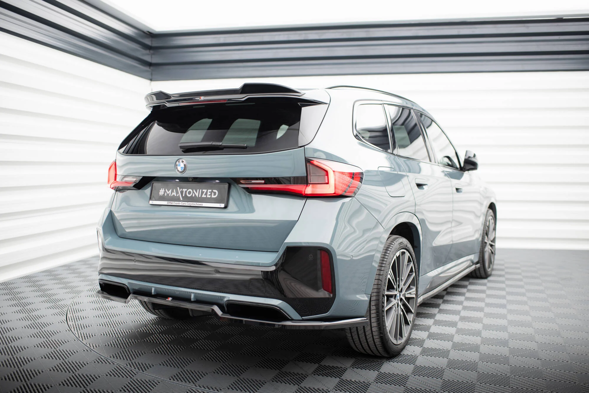 Rear Splitter (with vertical bars) BMW X1 M-Pack U11 - Image 2