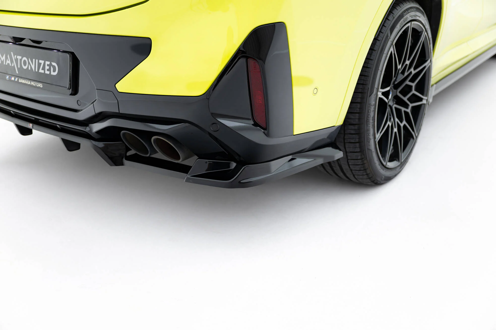 Rear Splitter (with vertical bars) BMW X4M F98 Facelift - Image 3