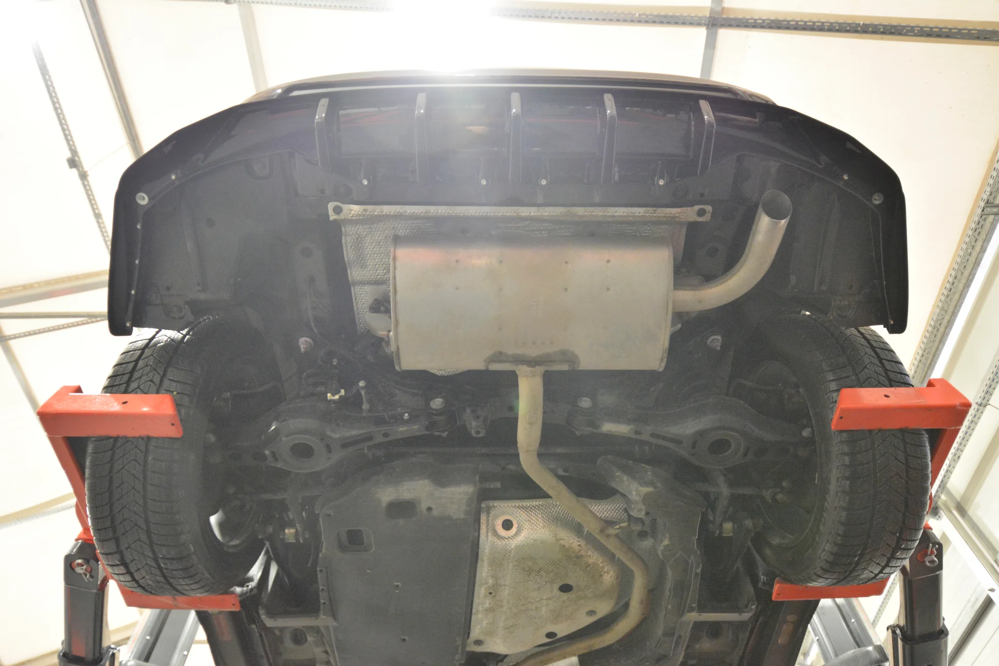 Rear Splitter (with vertical bars) Lexus UX F-Sport Mk1 - Image 7