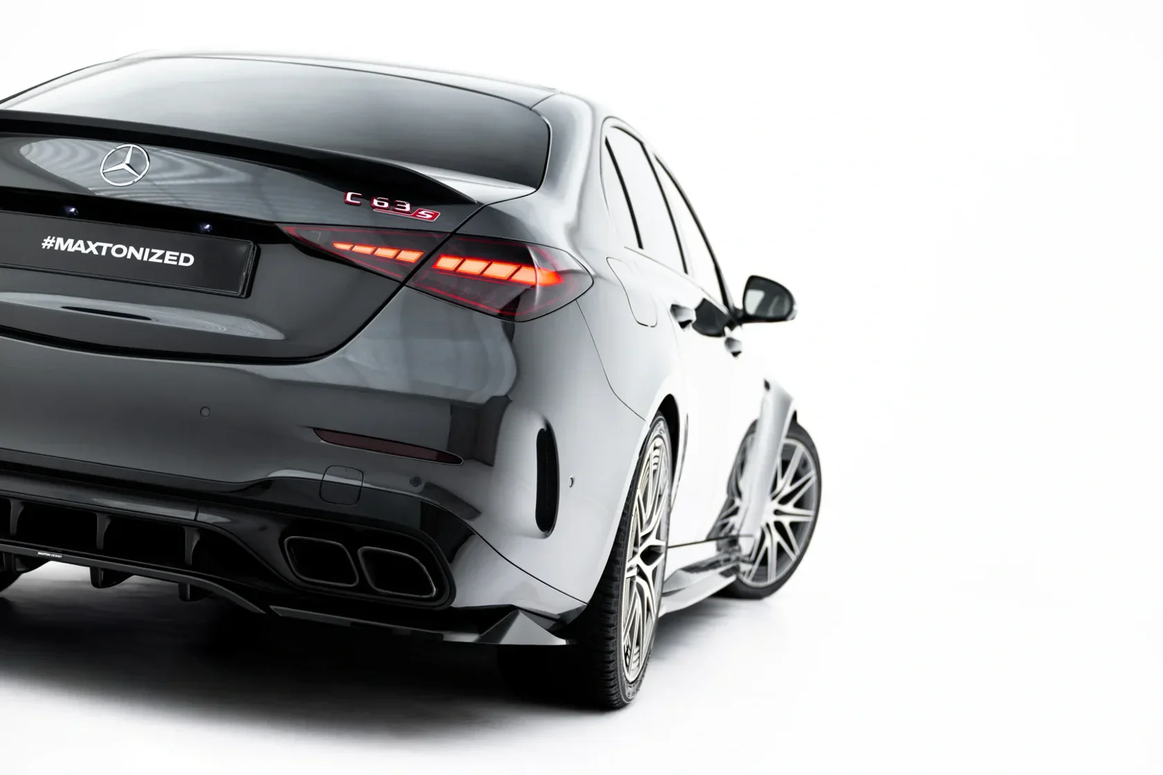 Rear Splitter (with vertical bars) Mercedes-AMG C63 Sedan / Estate W206 / S206 - Image 4