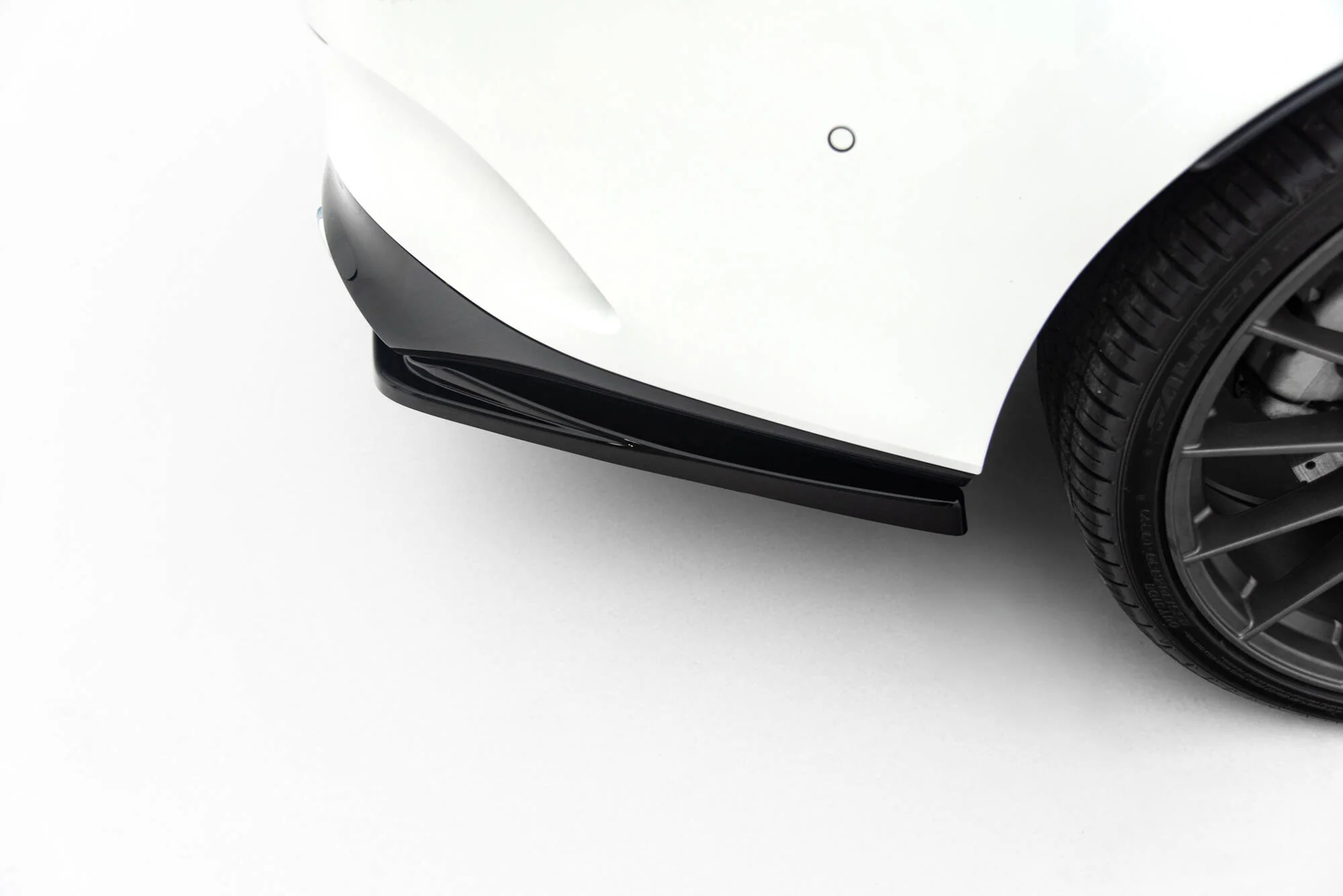 Rear Splitter (with vertical bars) Mercedes-AMG CLA 35 / 45 Coupe / Shooting Brake C118 Facelift / X118 Facelift - Image 3