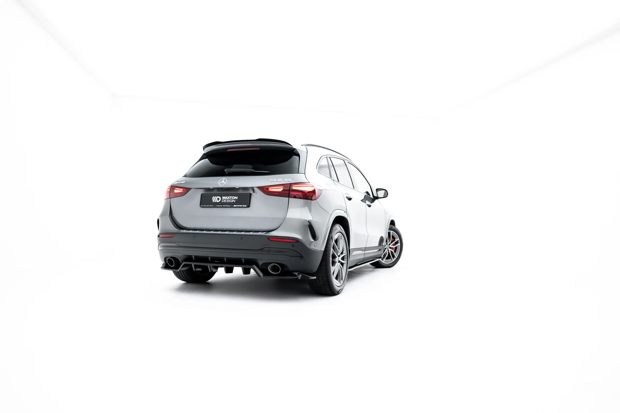Rear Splitter (with vertical bars) Mercedes-AMG GLA 35 H247 Facelift - Image 7
