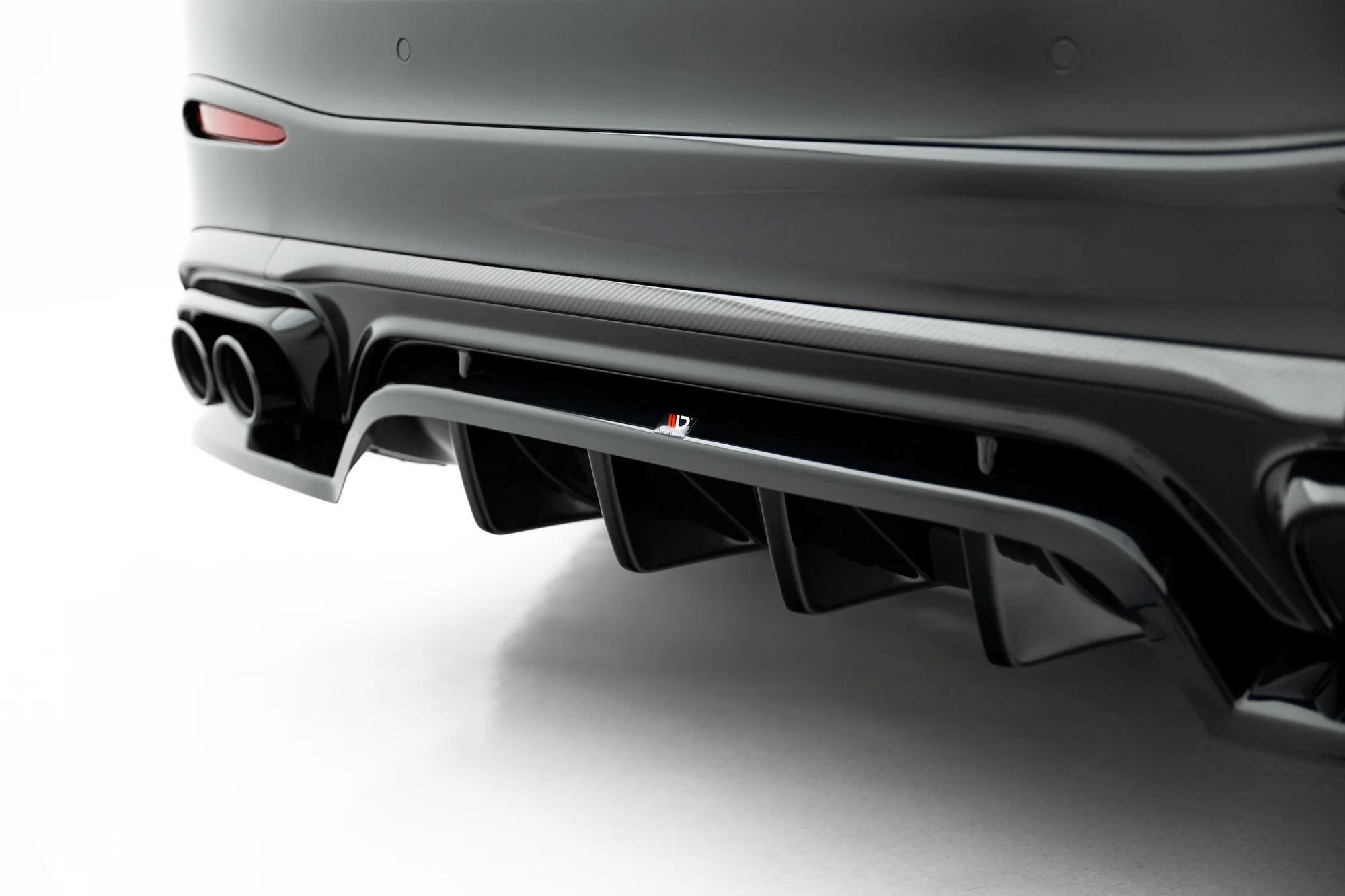 Rear Splitter (with vertical bars) Mercedes-AMG GLC 43 X254 - Image 4