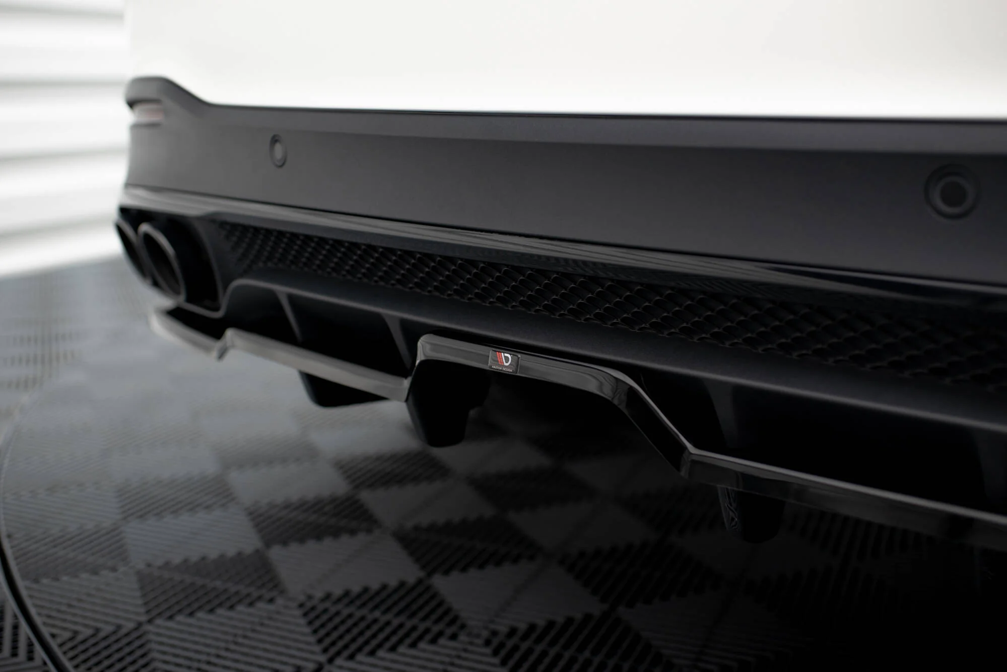 REAR SPLITTER (WITH VERTICAL BARS) MERCEDES-AMG GLE 53 SUV W167 - Image 3