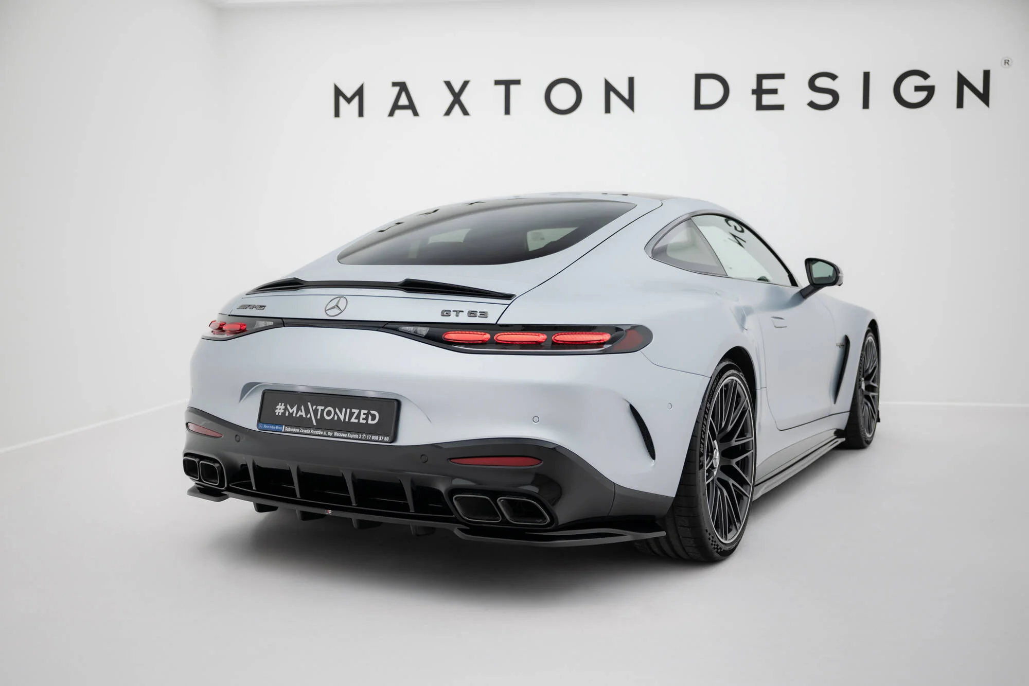 Rear Splitter (with vertical bars) V.1 Mercedes-AMG GT 63 C192 - Image 2