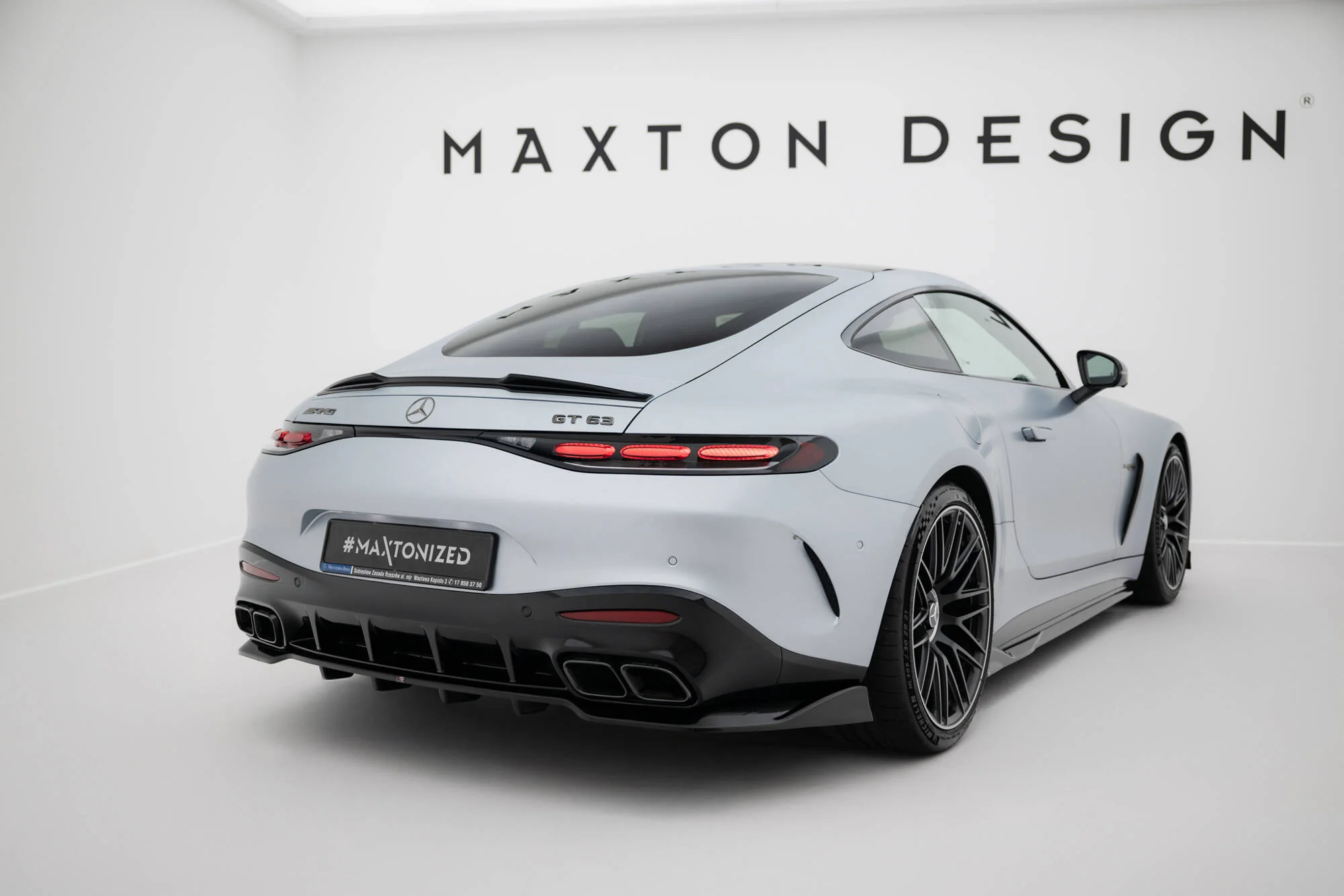 Rear Splitter (with vertical bars) V.2 Mercedes-AMG GT 63 C192 - Image 2