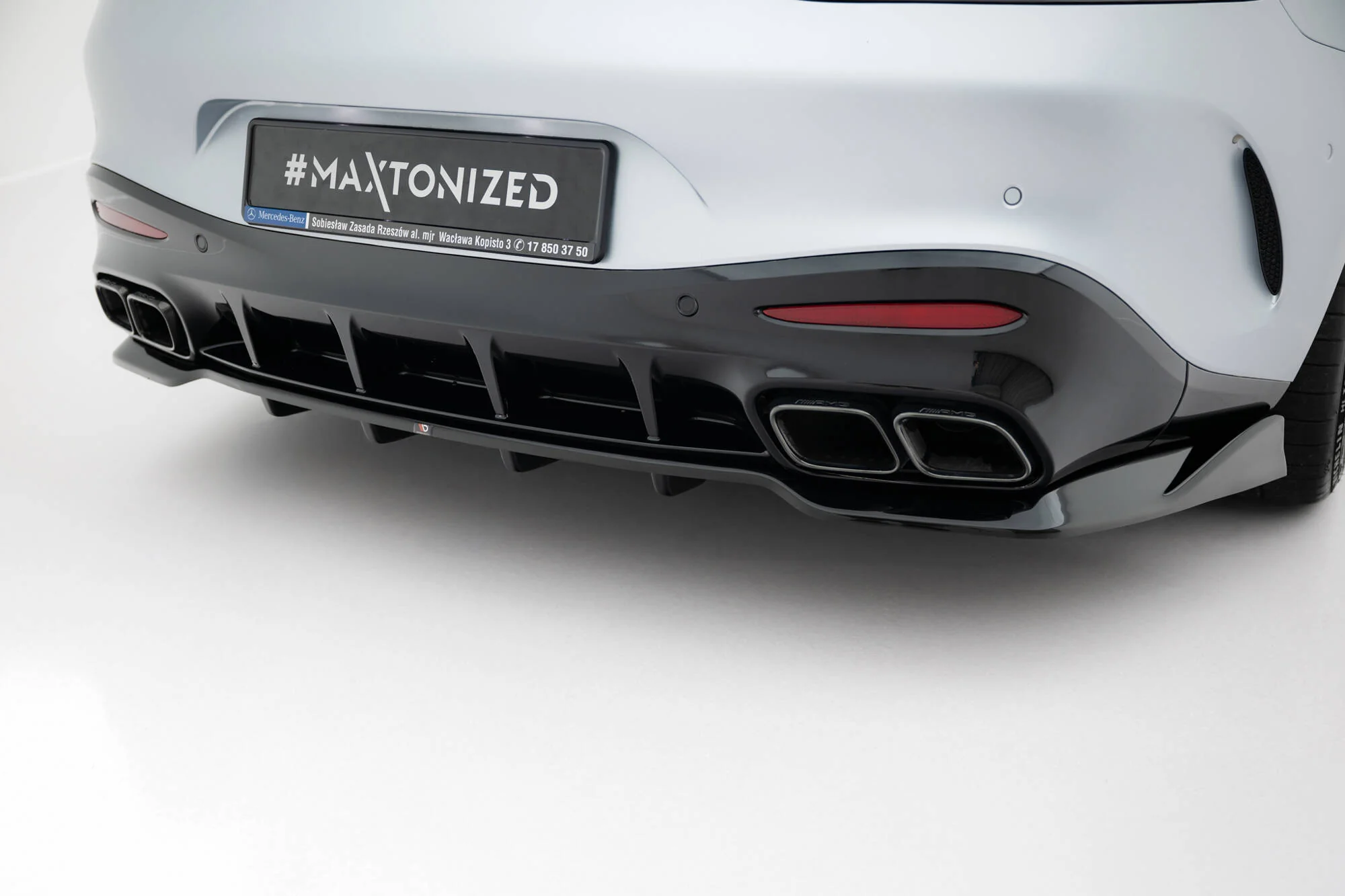 Rear Splitter (with vertical bars) V.2 Mercedes-AMG GT 63 C192 - Image 3