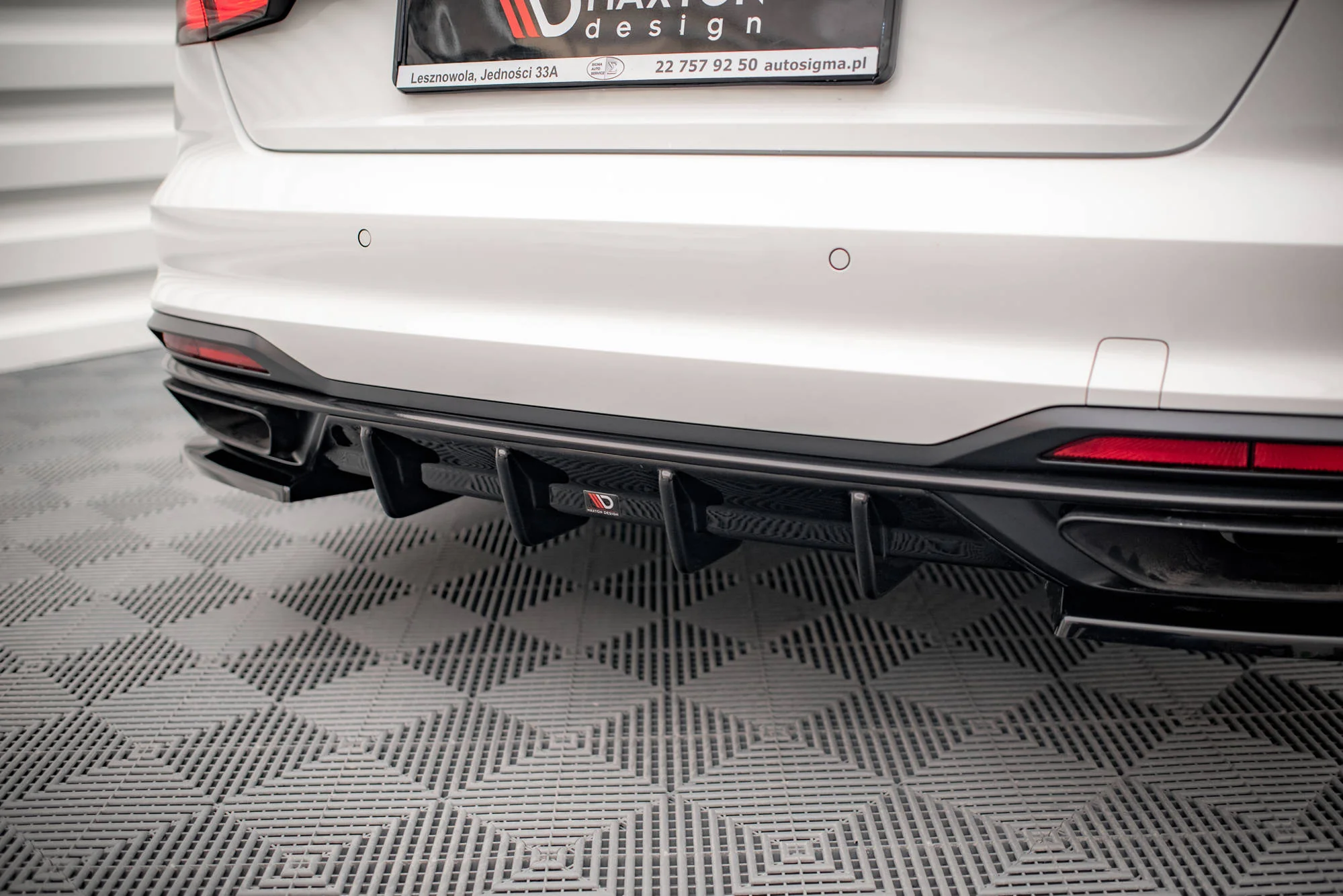 REAR VALANCE AUDI A4 B9 FACELIFT - Image 4