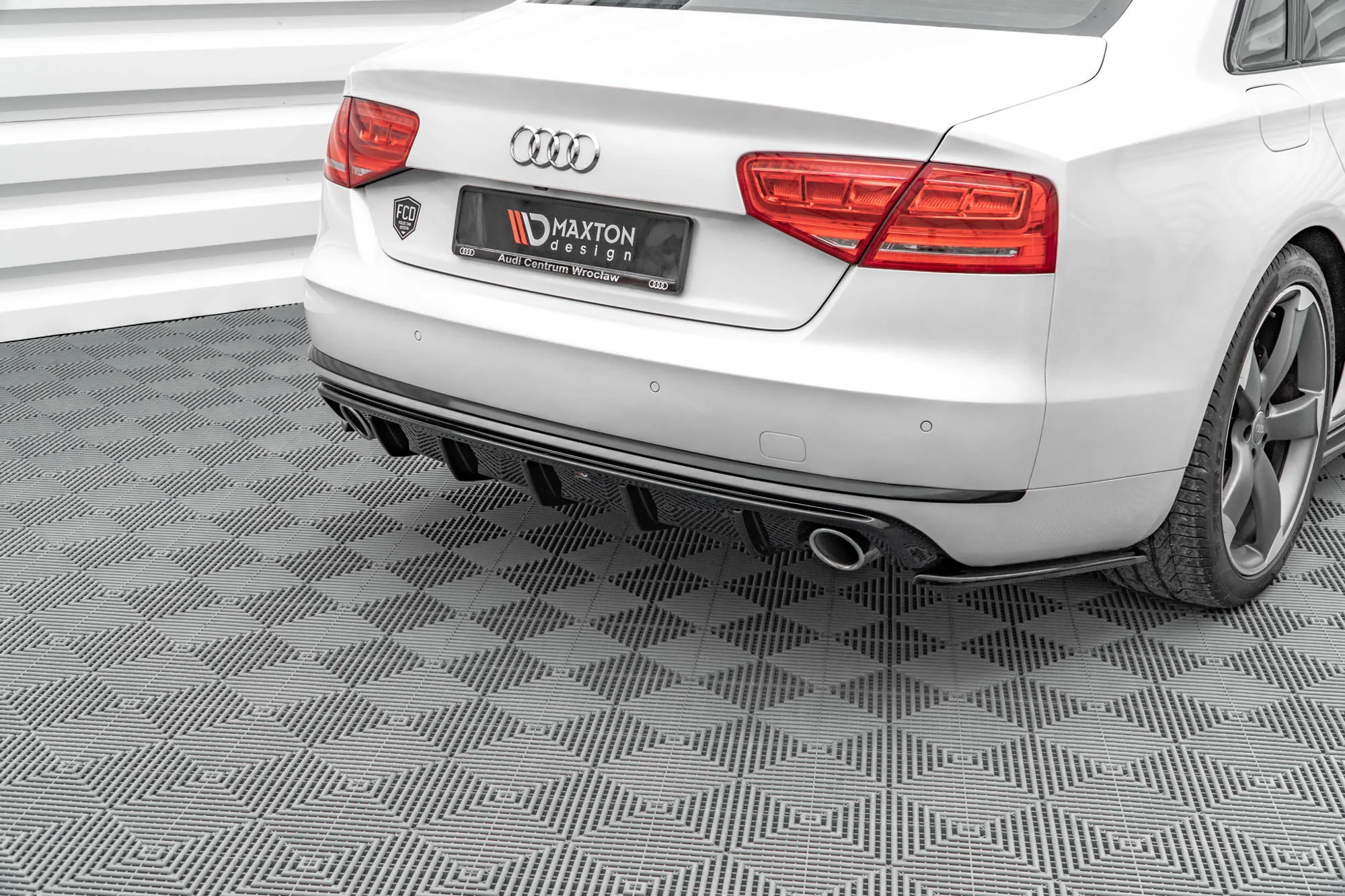 REAR VALANCE AUDI A8 D4 - Image 3