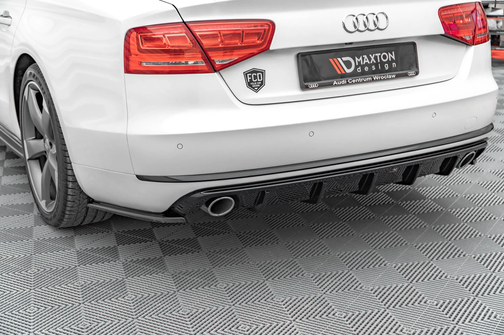 REAR VALANCE AUDI A8 D4 - Image 5