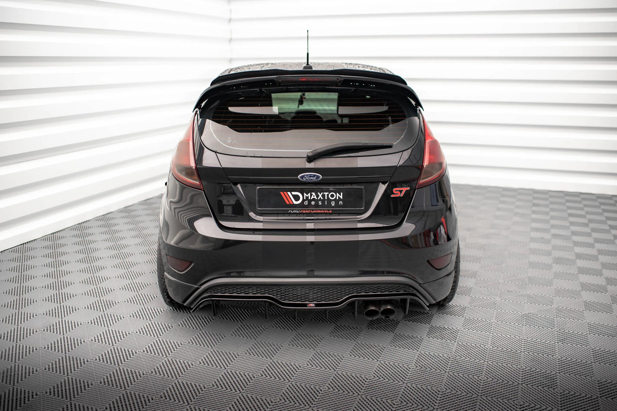 REAR VALANCE FORD FIESTA ST (5 DOOR VERSION) MK7 FACELIFT - Image 6