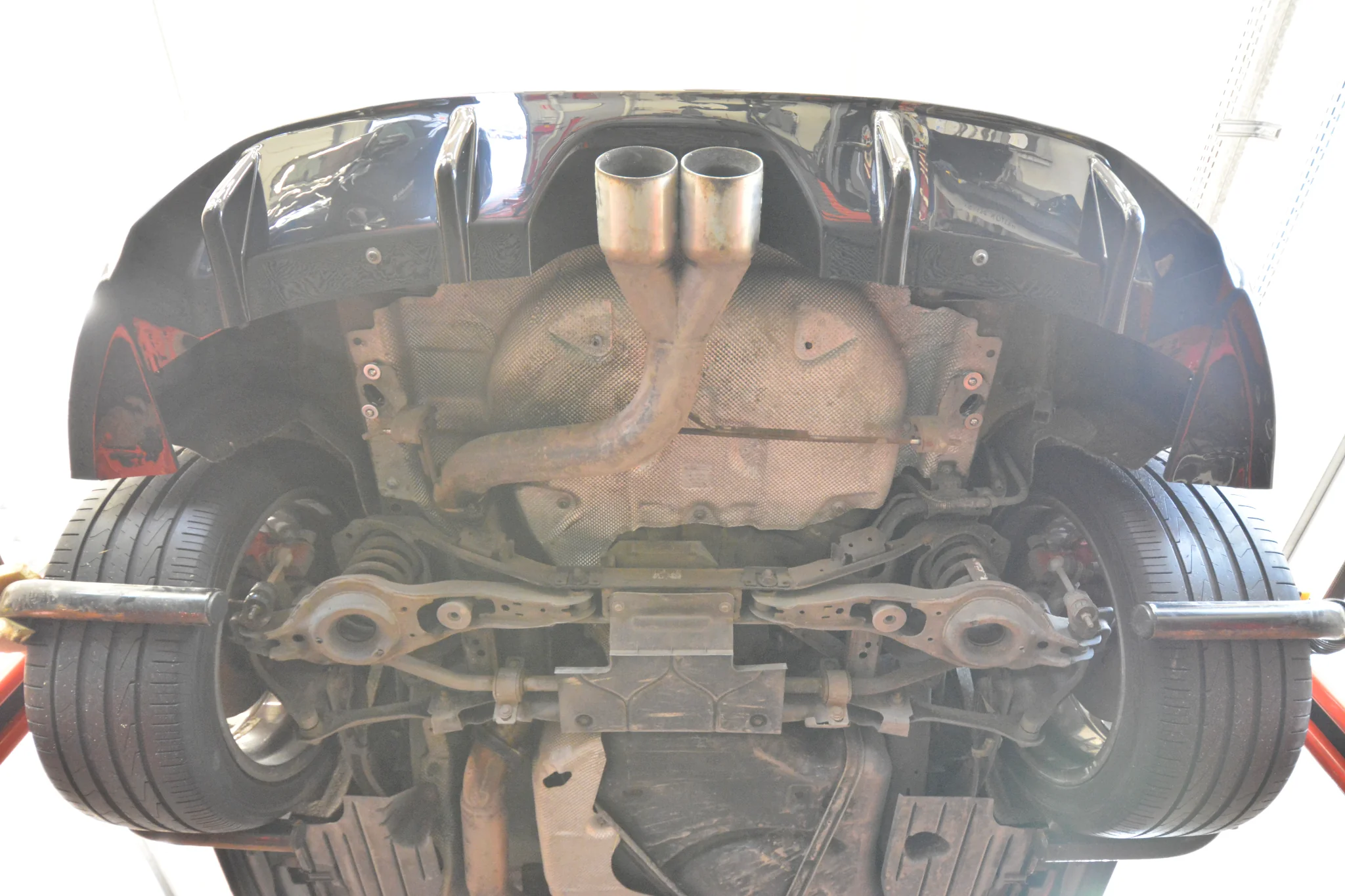 REAR VALANCE FORD FOCUS ST MK3 FACELIFT ((MK3.5) (RS-LOOK) - Image 12