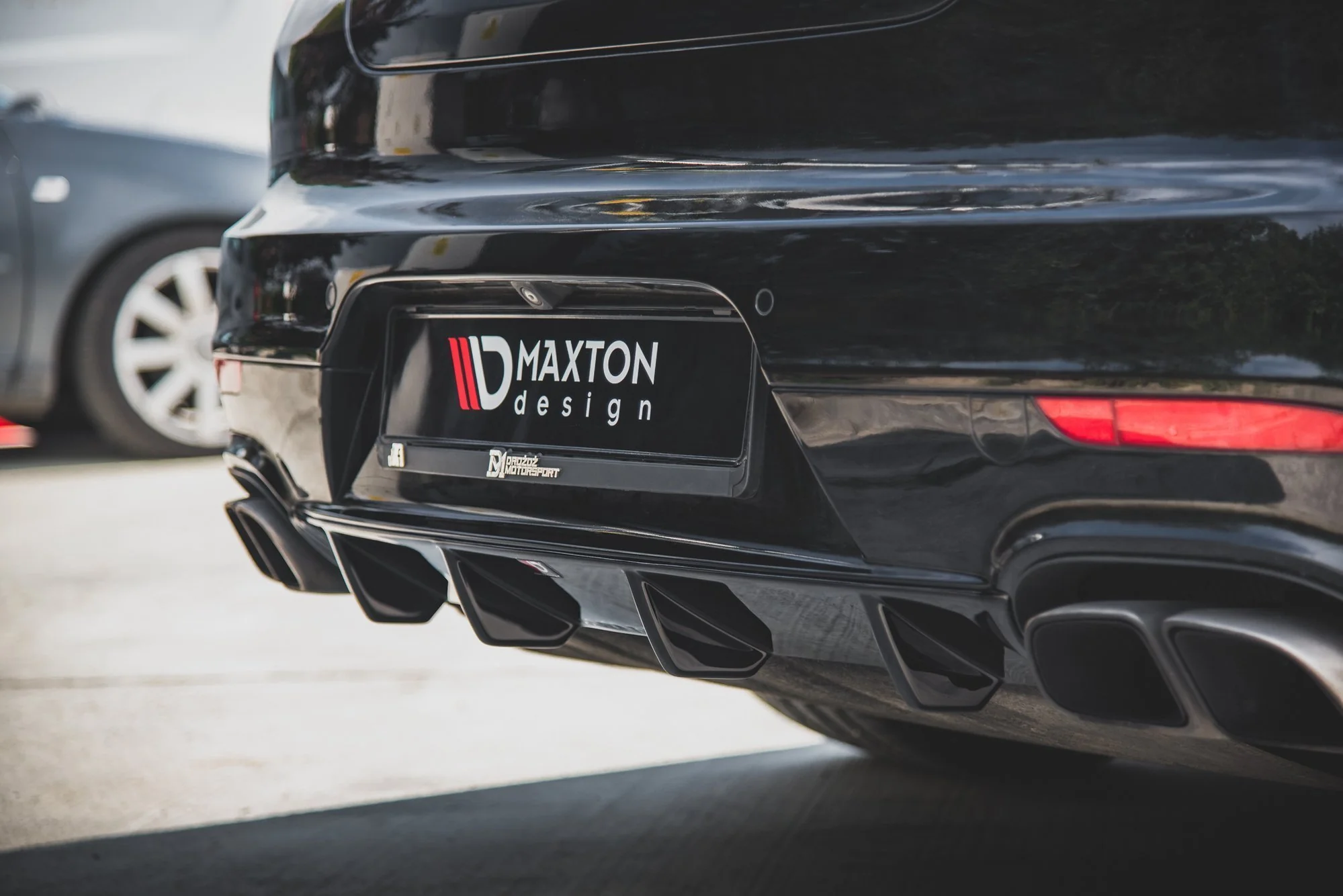 REAR VALANCE PORSCHE PANAMERA TURBO 970 FACELIFT - Image 3
